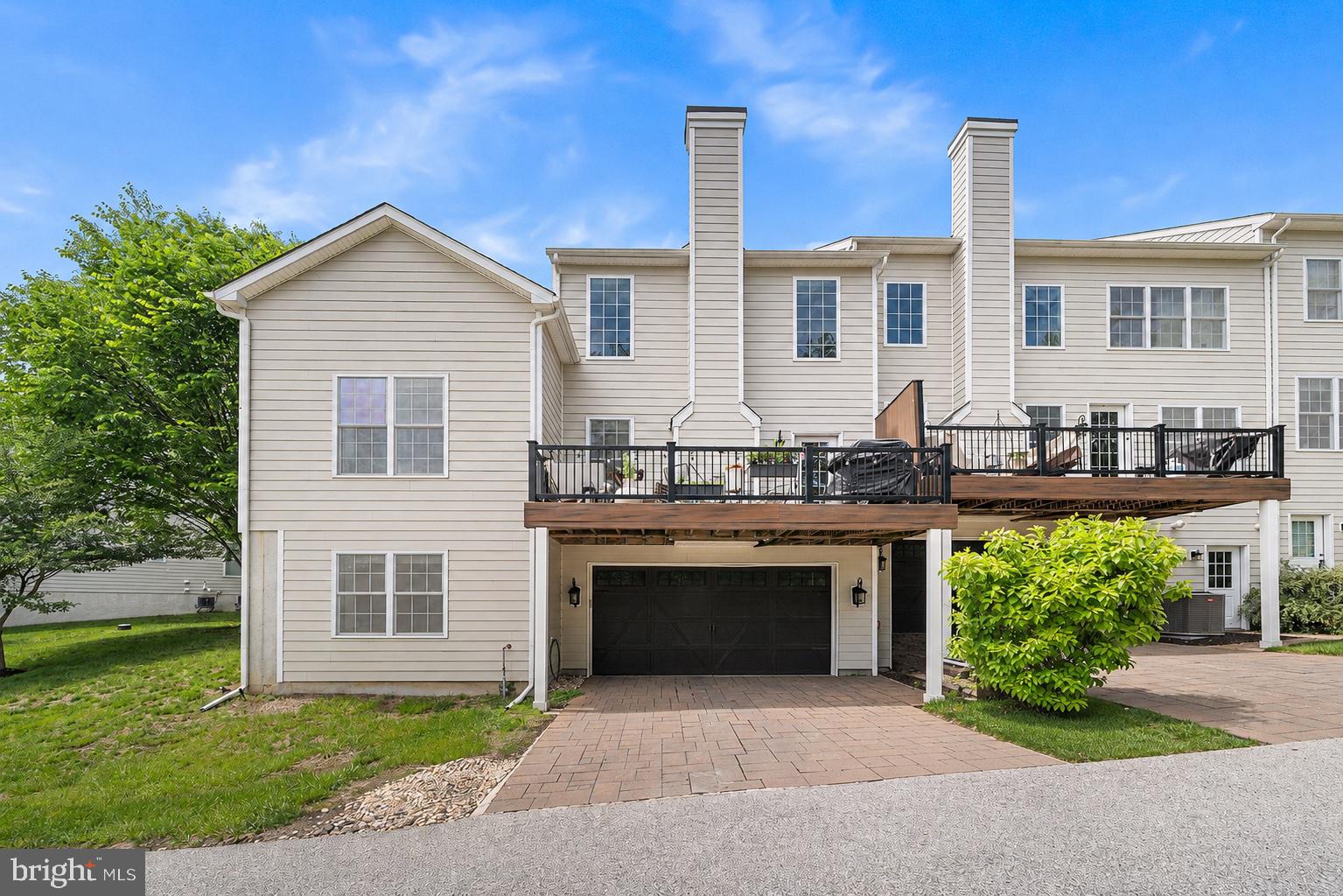 RAVENSCLIFF - Residential