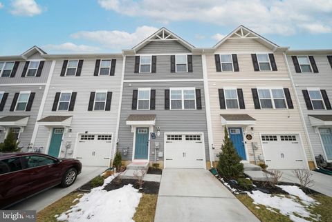 Townhouse For Sale - 43 F Parsons Boulevard<br/> BEVERLY, NJ 08010