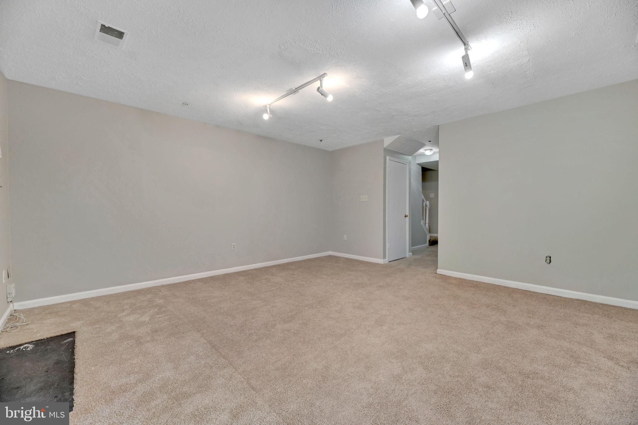 GLEN ORA PLAT FIFTEEN - Residential