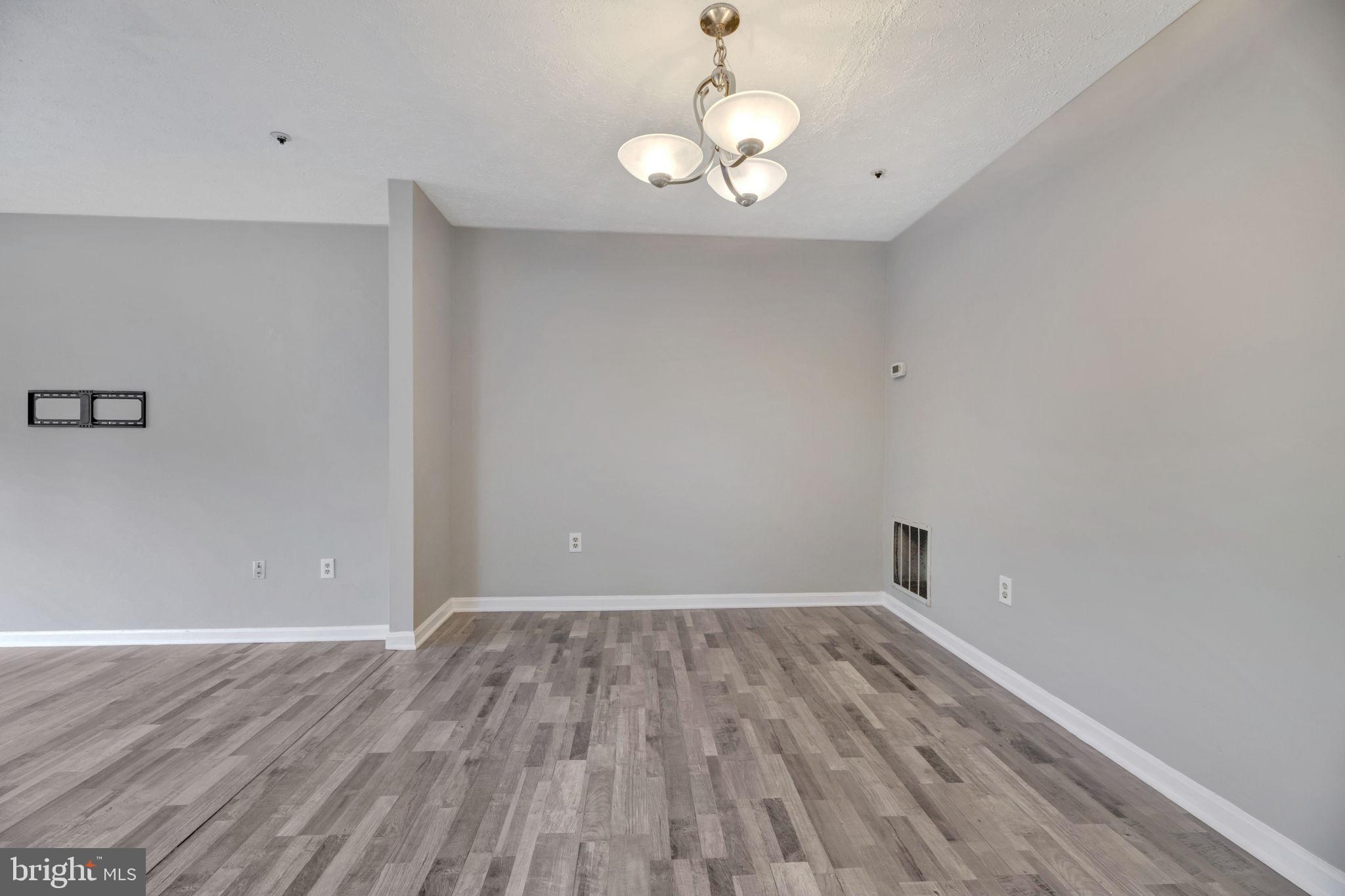 GLEN ORA PLAT FIFTEEN - Residential