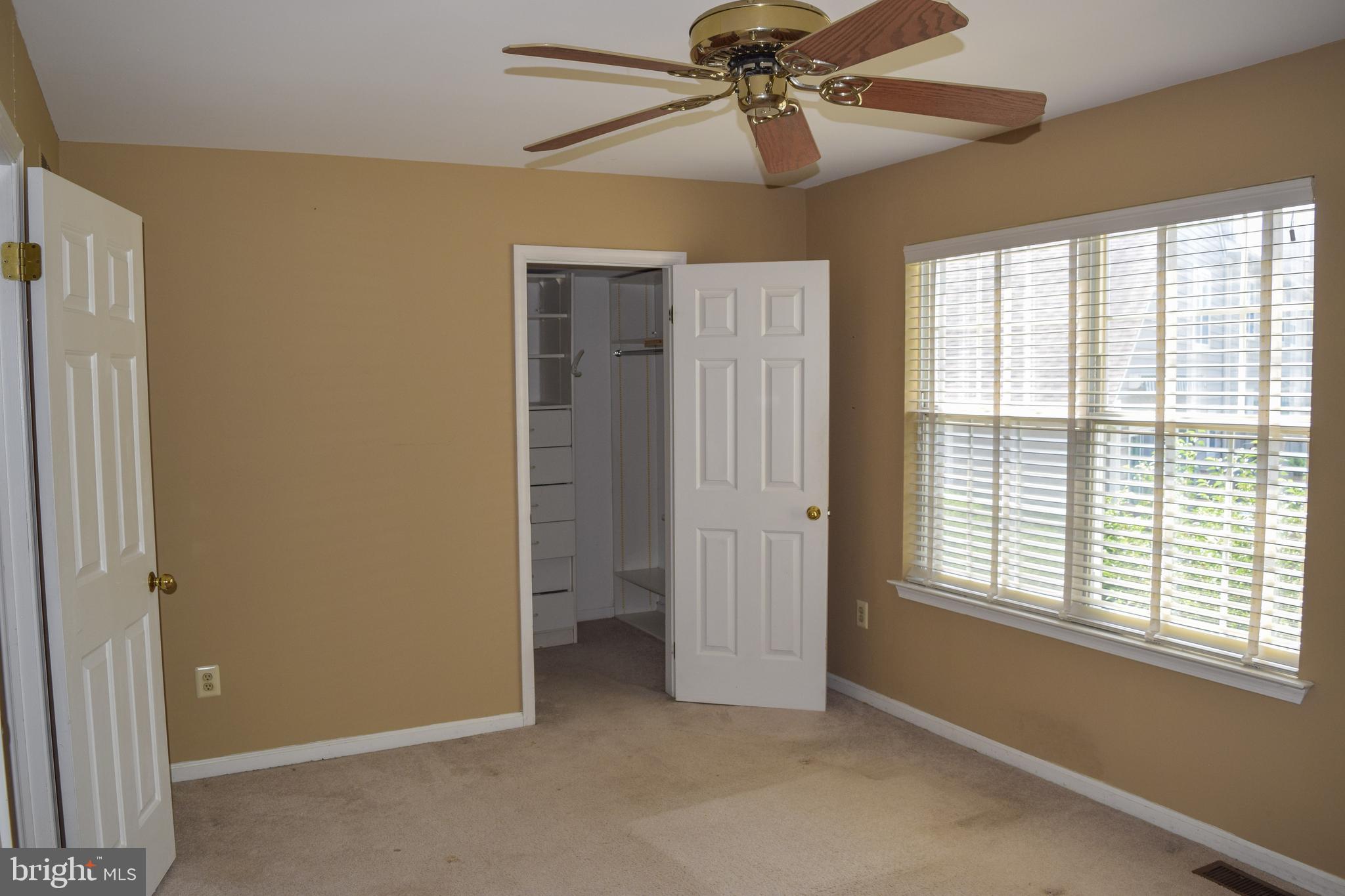 BLUE BELL WOODS - Residential