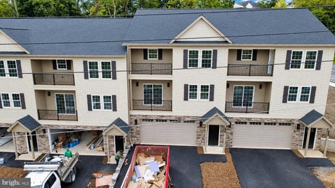 Townhouse For Sale - 1152 Oyster Mill Road #B<br/> CAMP HILL, PA 17011