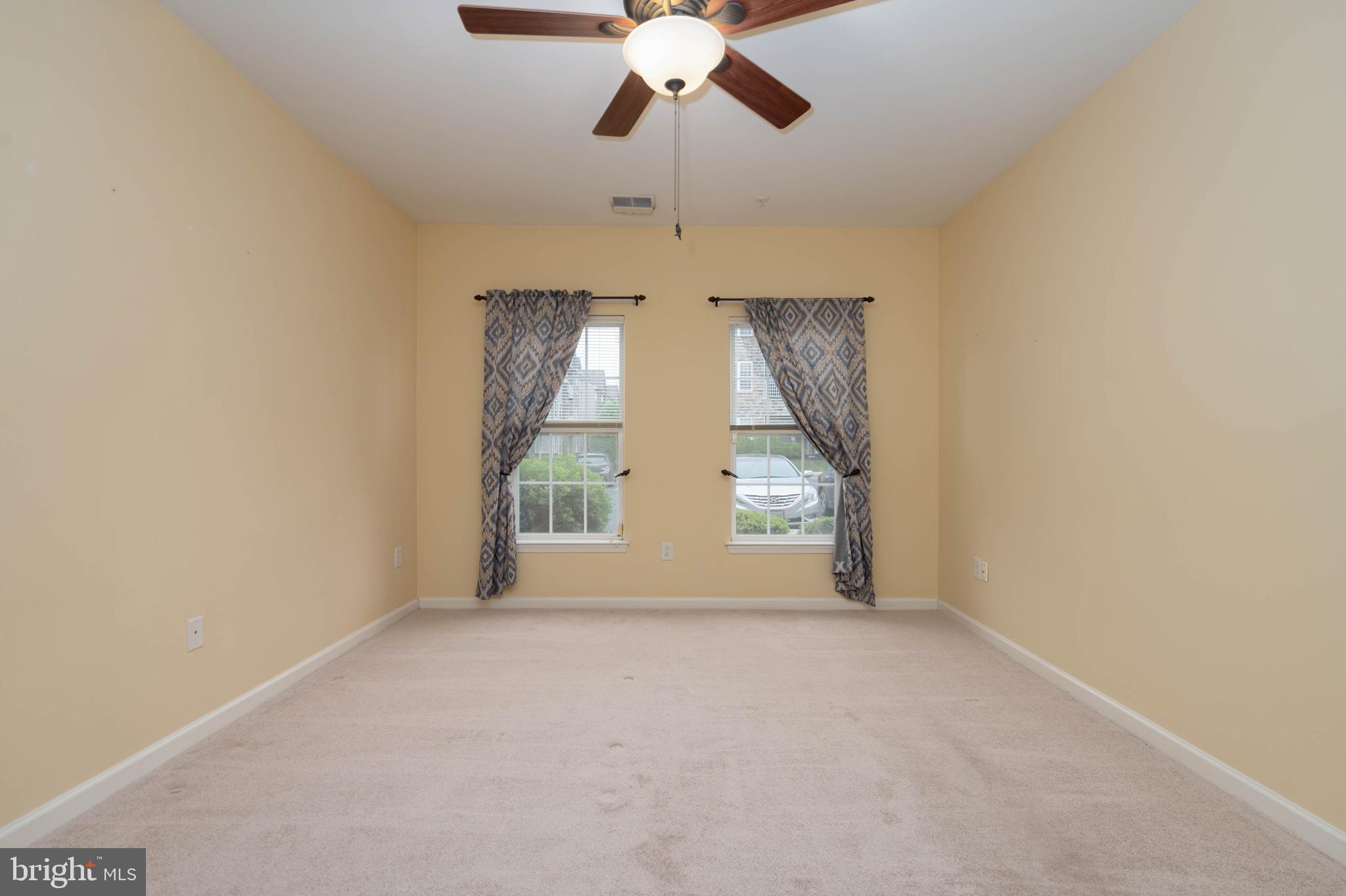 HEARTHSTONE AT VILLAGE SQUARE - Residential
