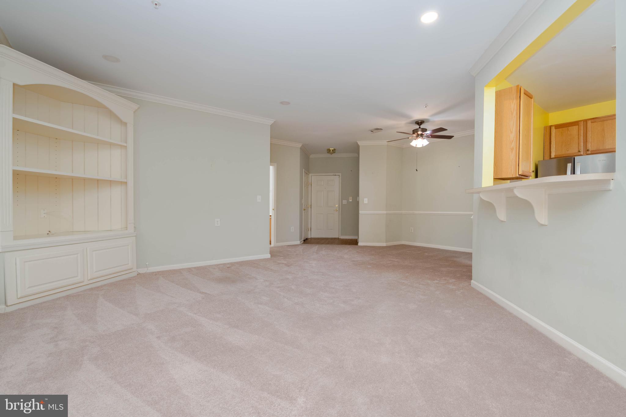 HEARTHSTONE AT VILLAGE SQUARE - Residential