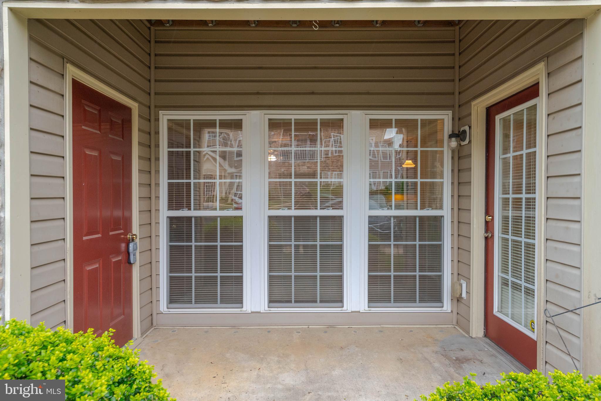 HEARTHSTONE AT VILLAGE SQUARE - Residential