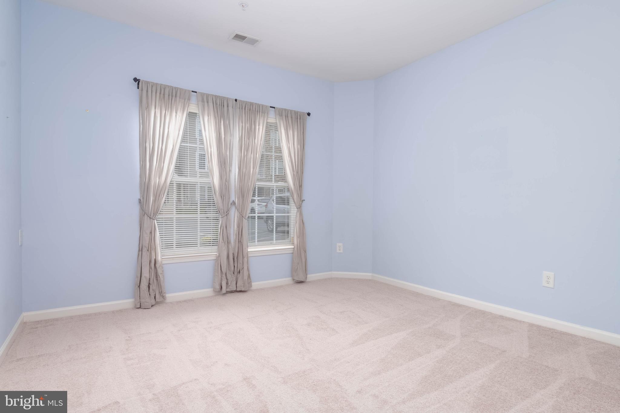 HEARTHSTONE AT VILLAGE SQUARE - Residential