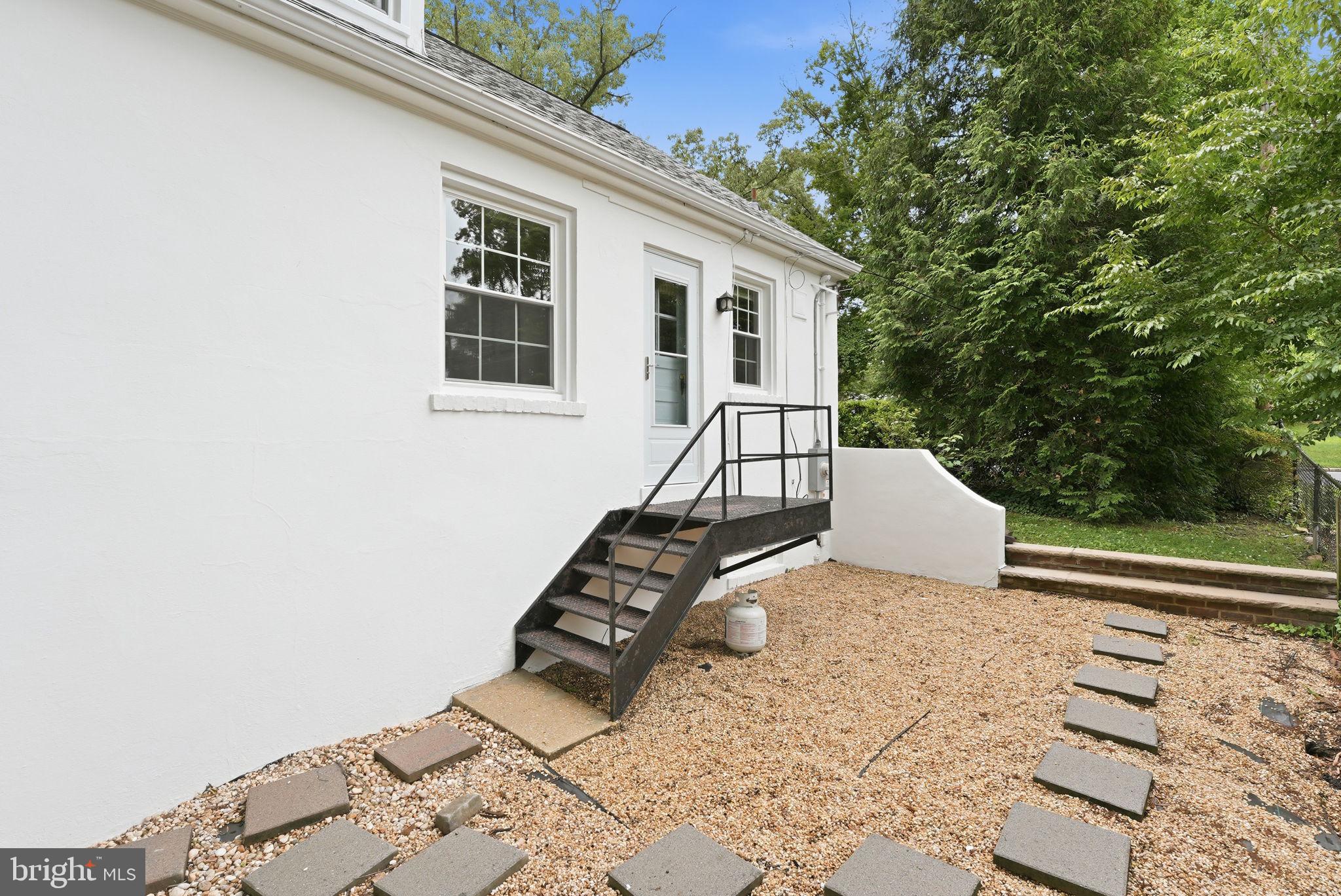 HOLLYWOOD - Residential