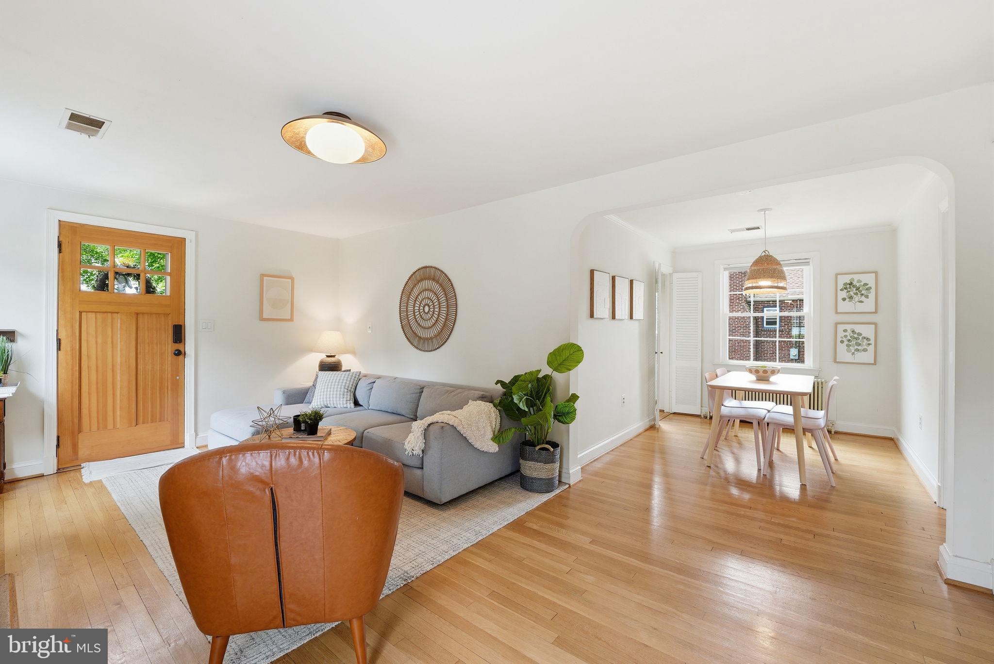 HOLLYWOOD - Residential