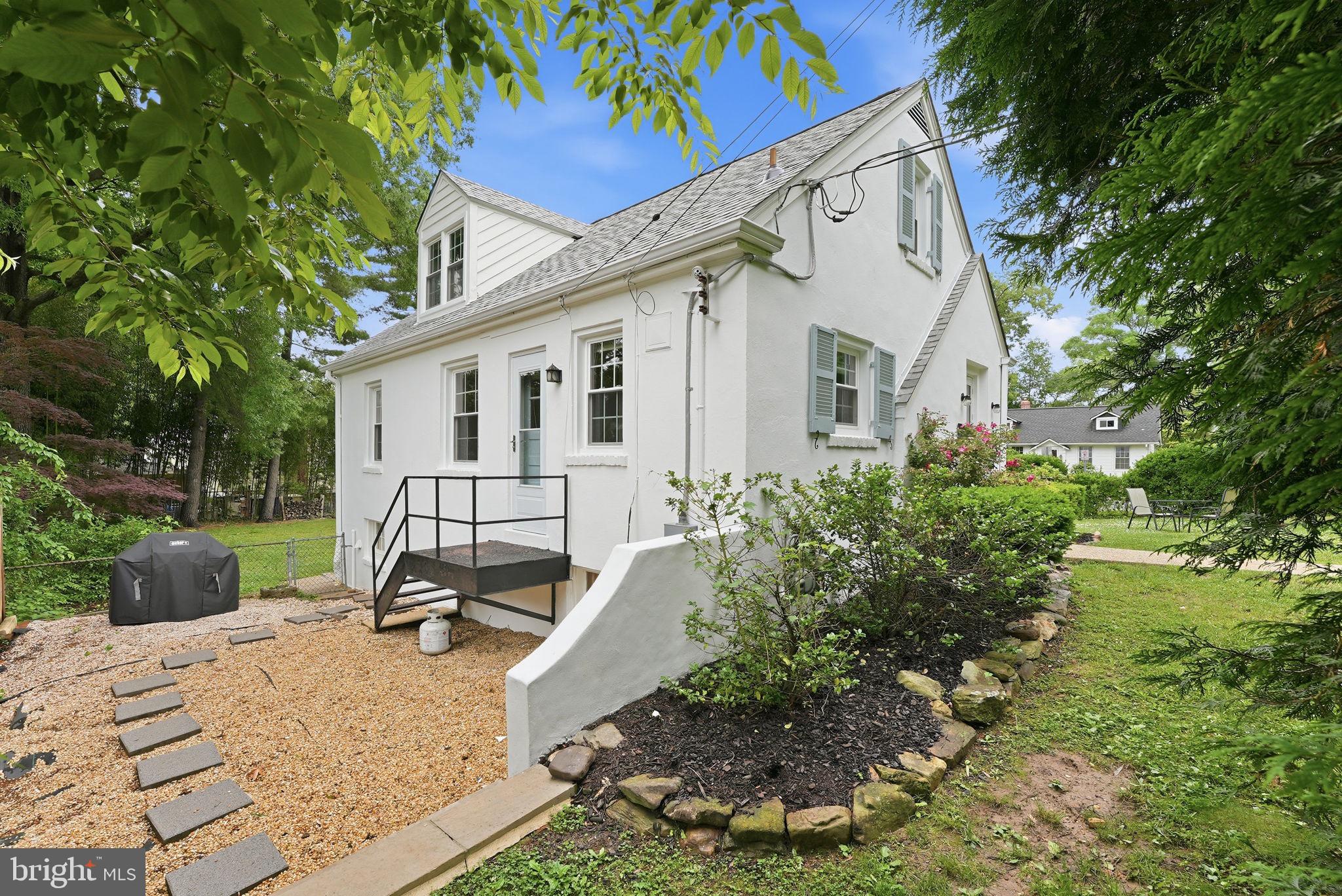 HOLLYWOOD - Residential