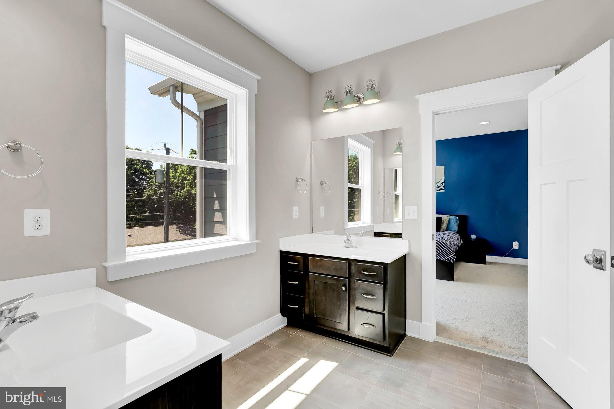 AYR HILL - Residential