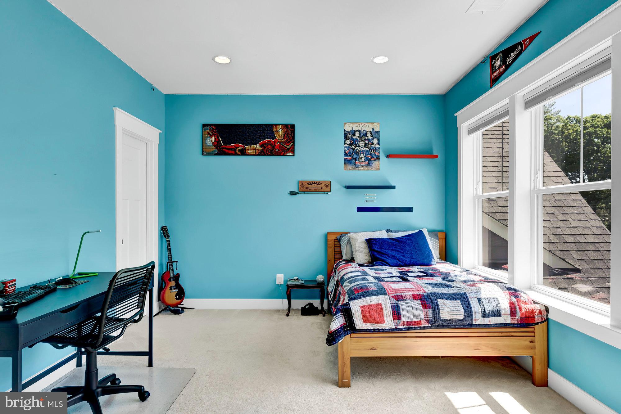 AYR HILL - Residential