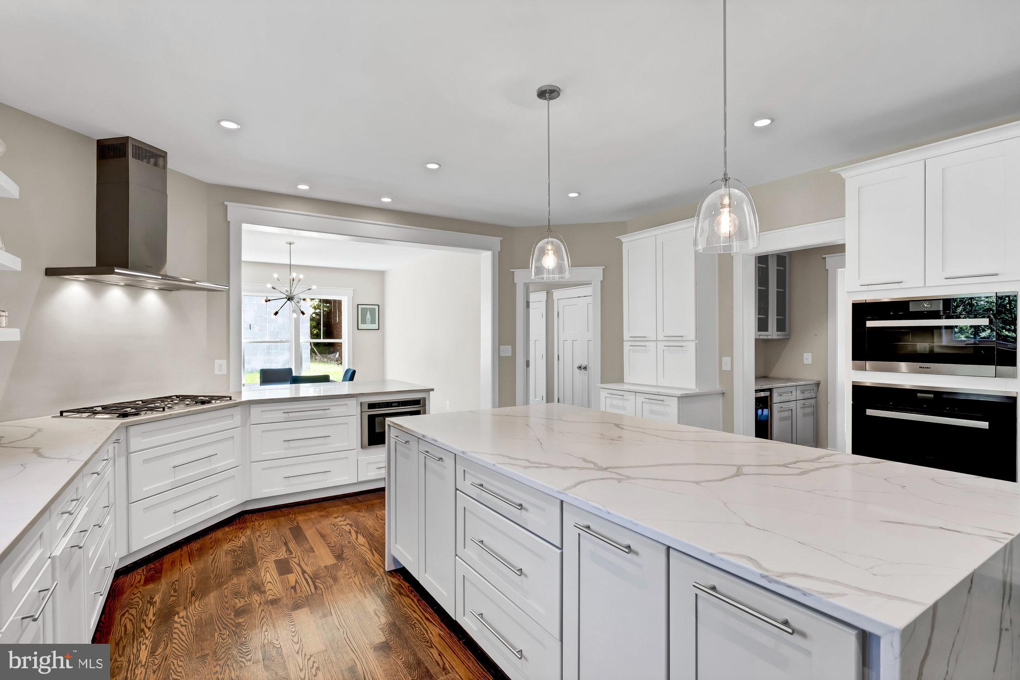 AYR HILL - Residential