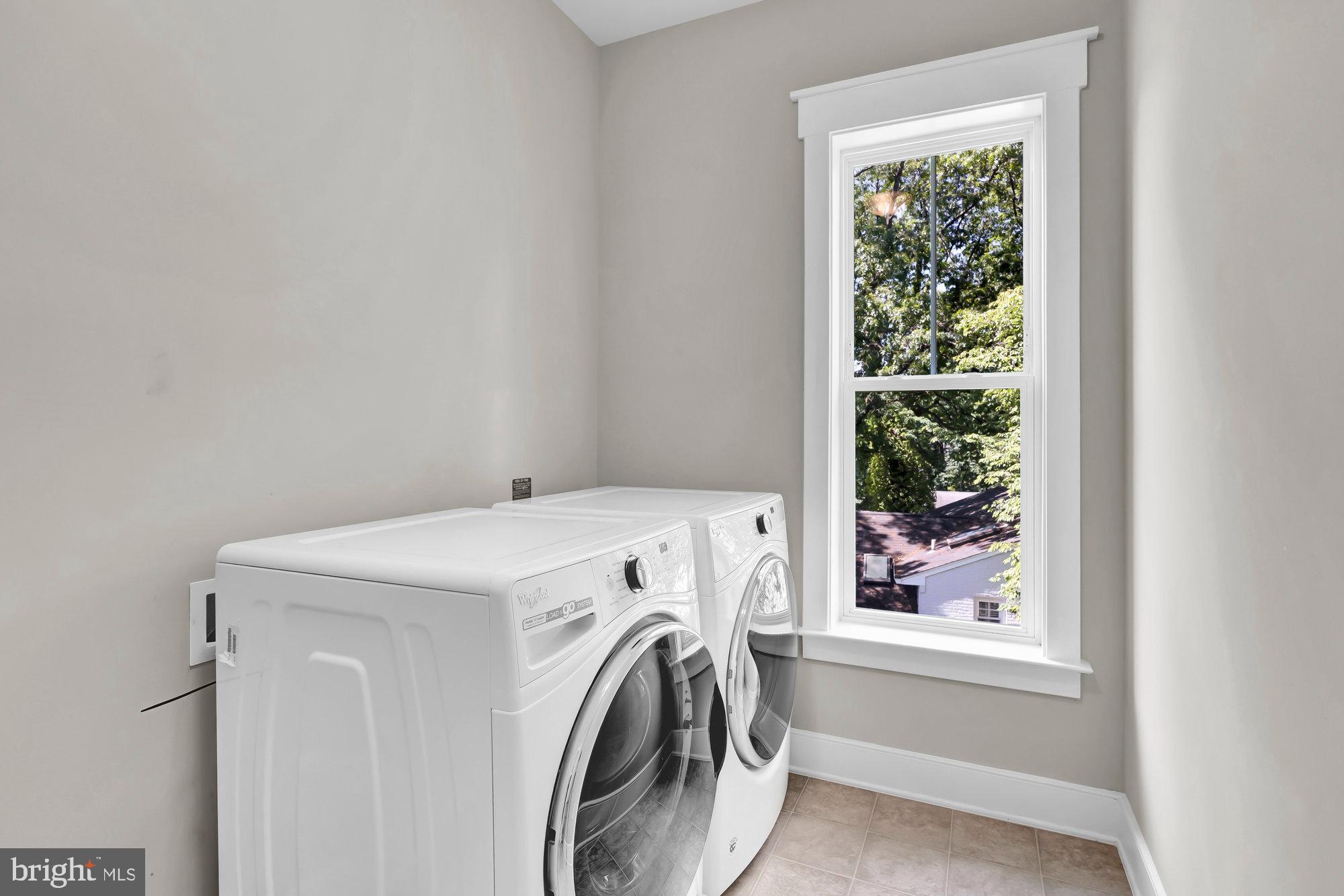 AYR HILL - Residential