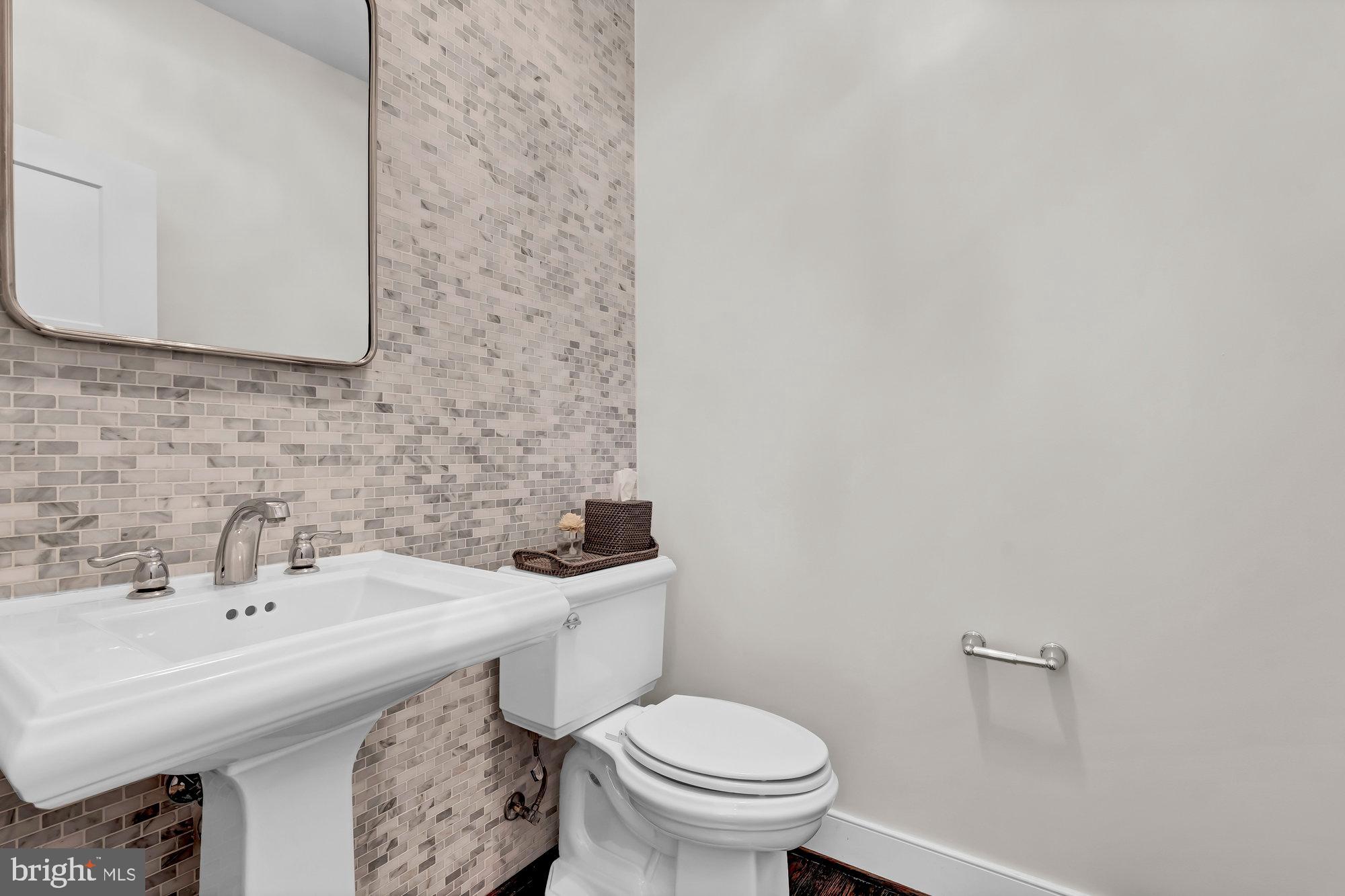 AYR HILL - Residential