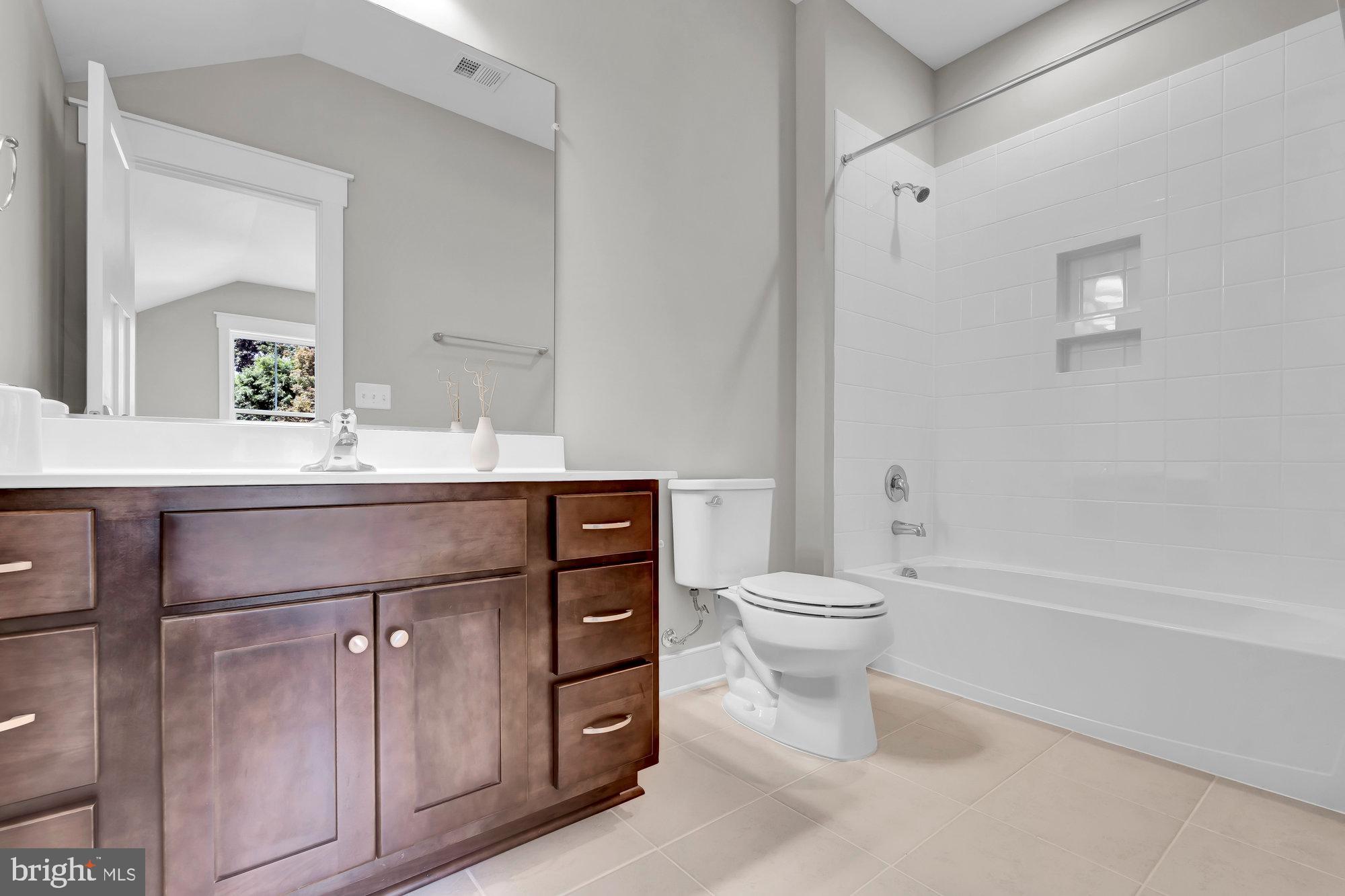 AYR HILL - Residential