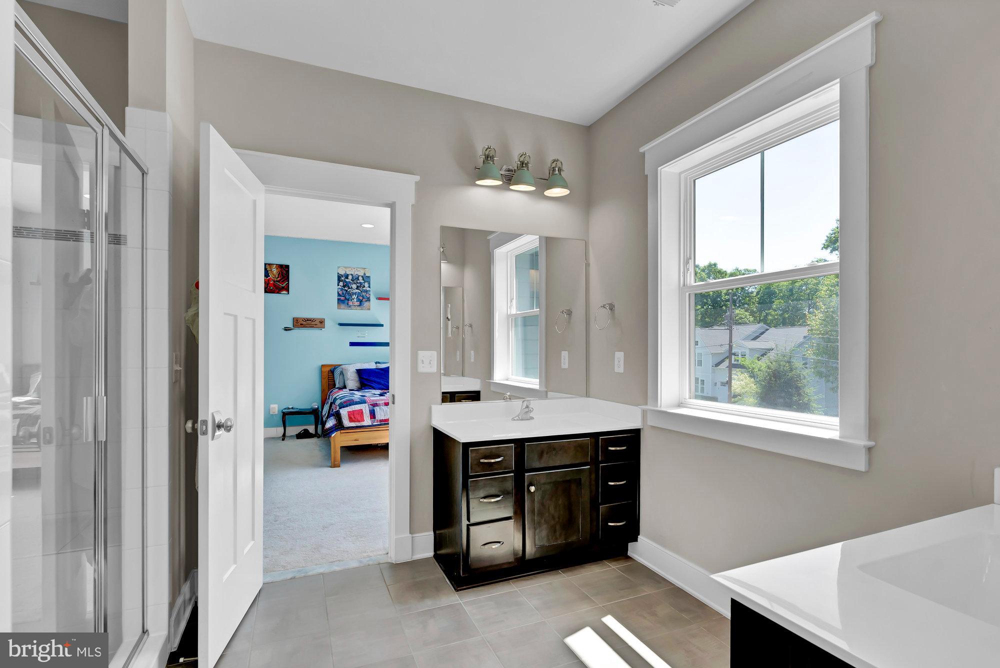 AYR HILL - Residential