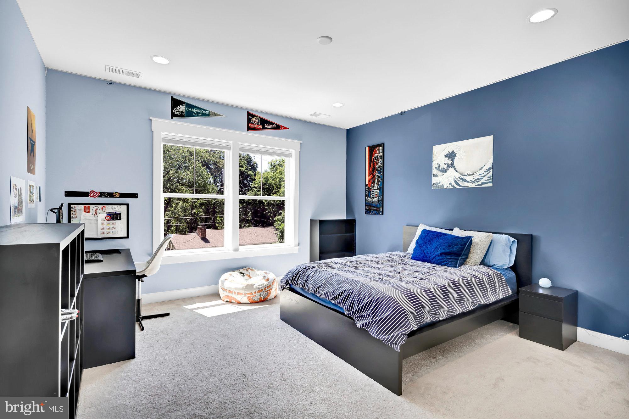 AYR HILL - Residential