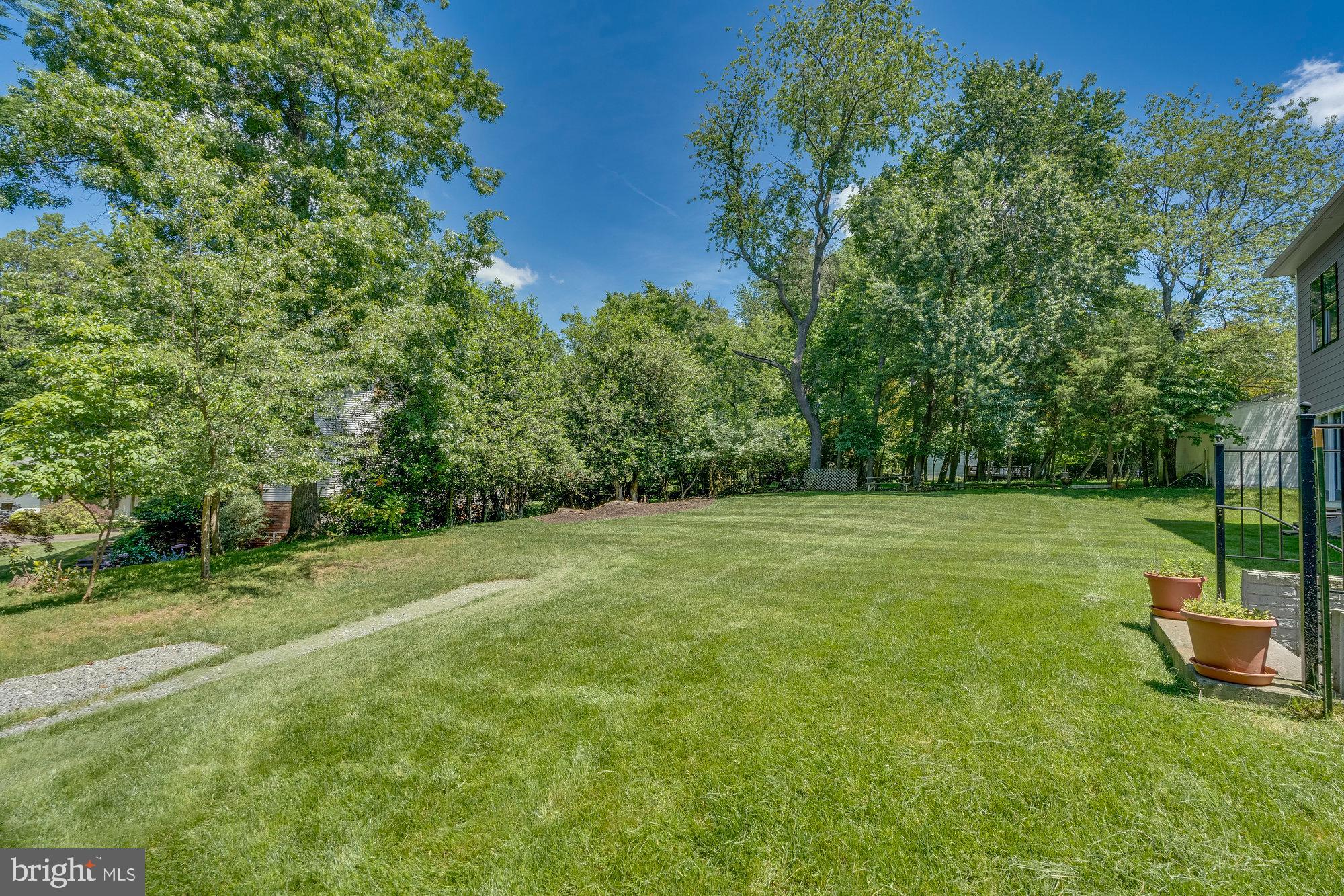 AYR HILL - Residential