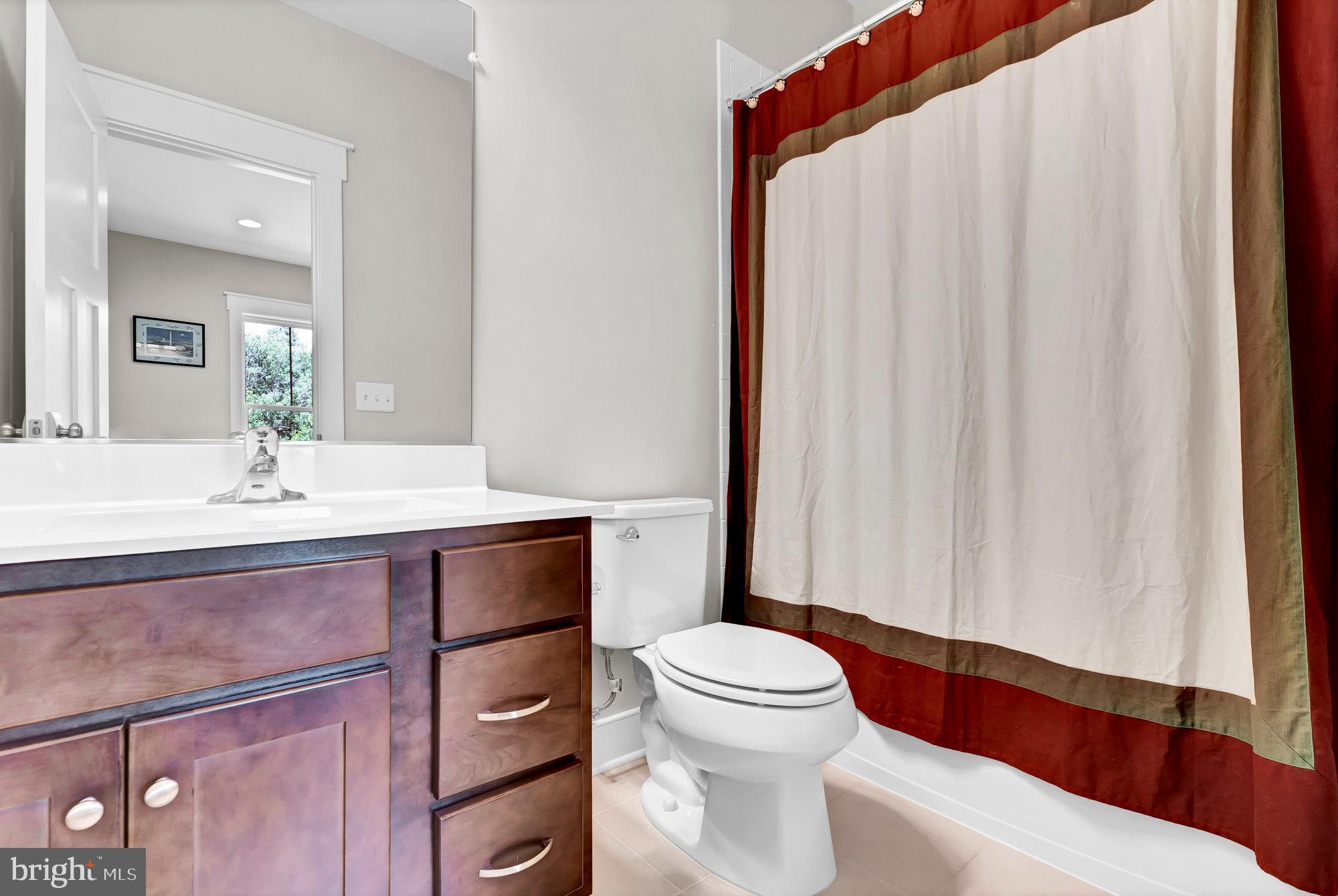 AYR HILL - Residential