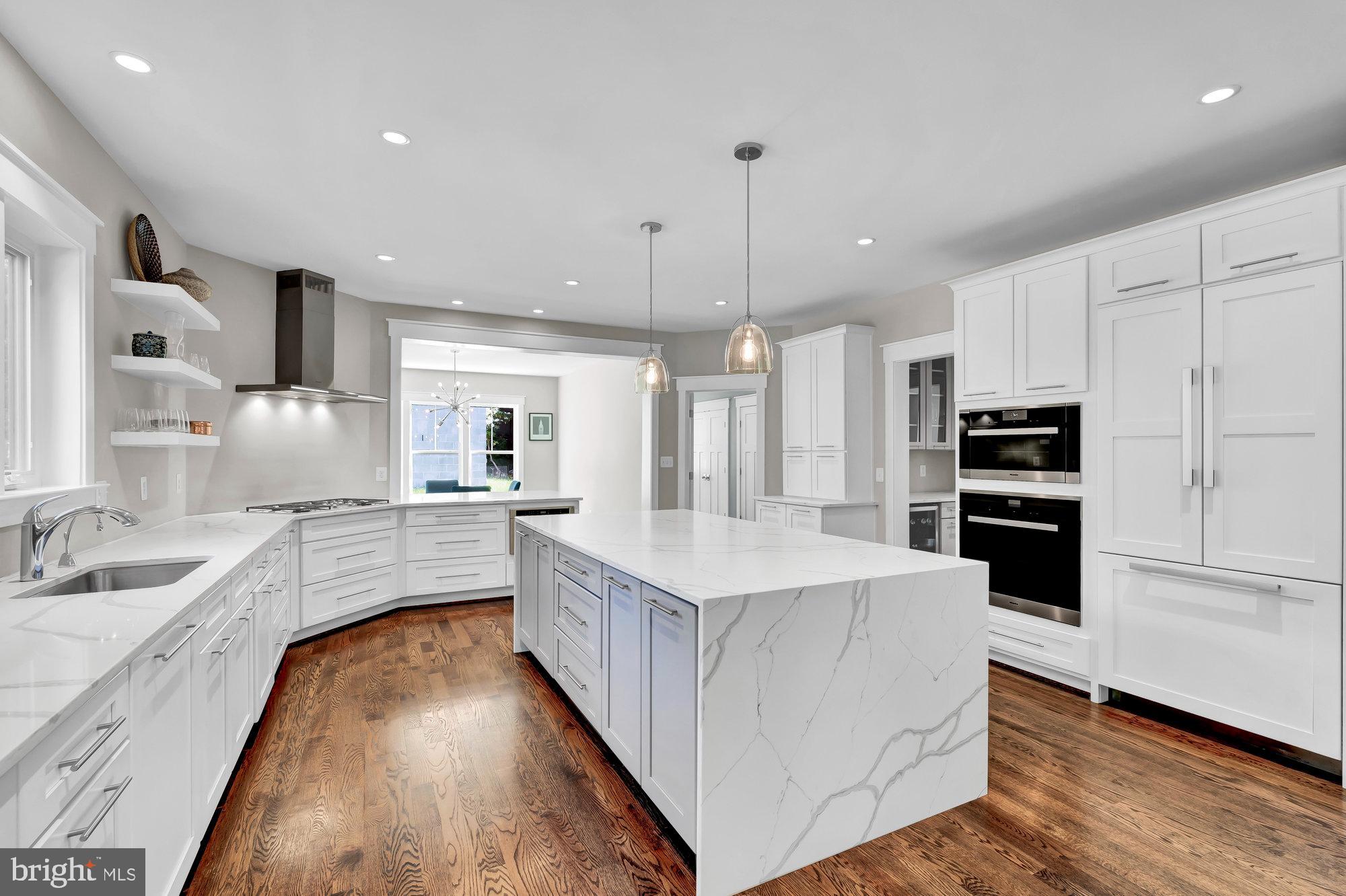 AYR HILL - Residential