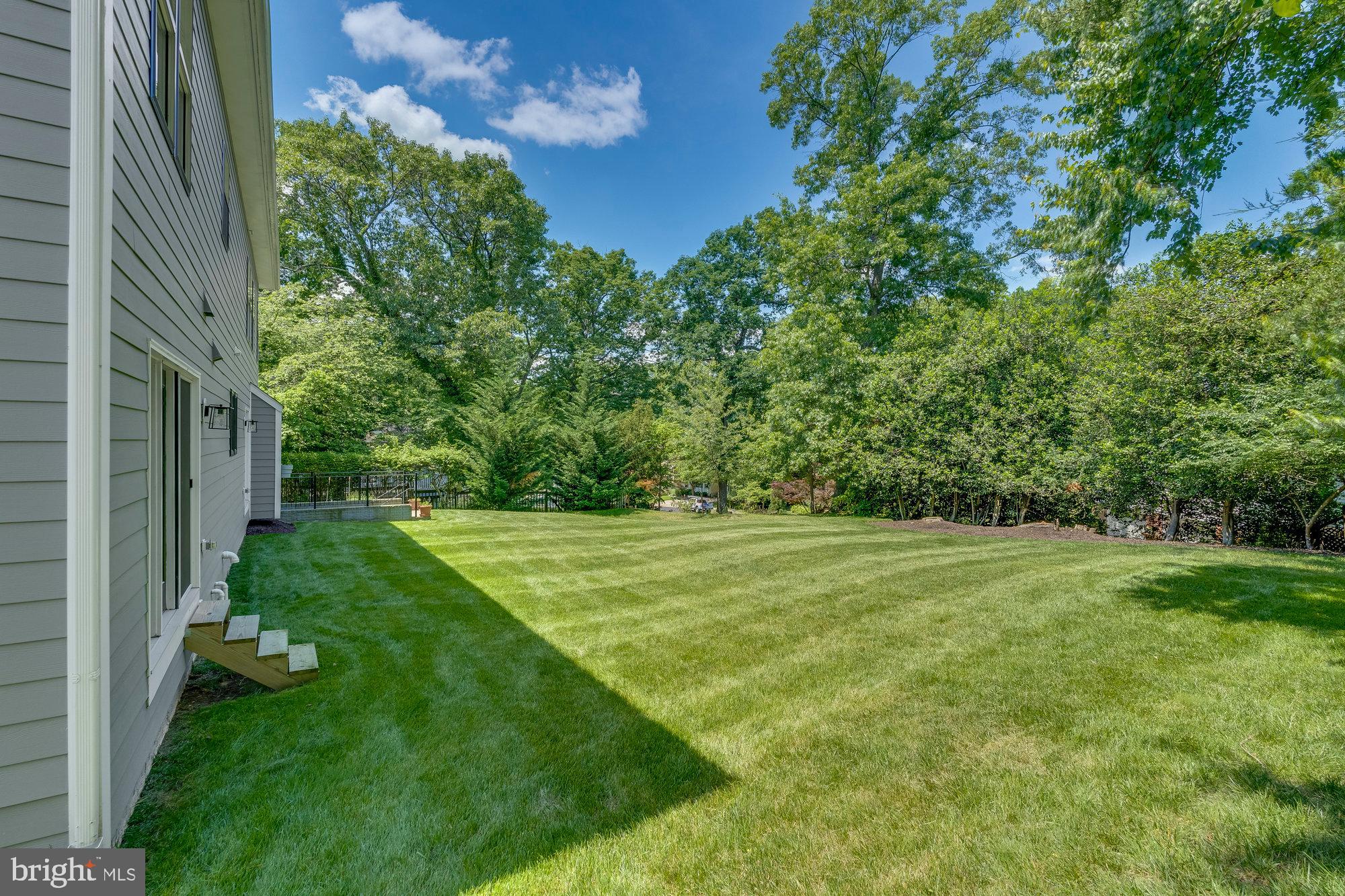 AYR HILL - Residential