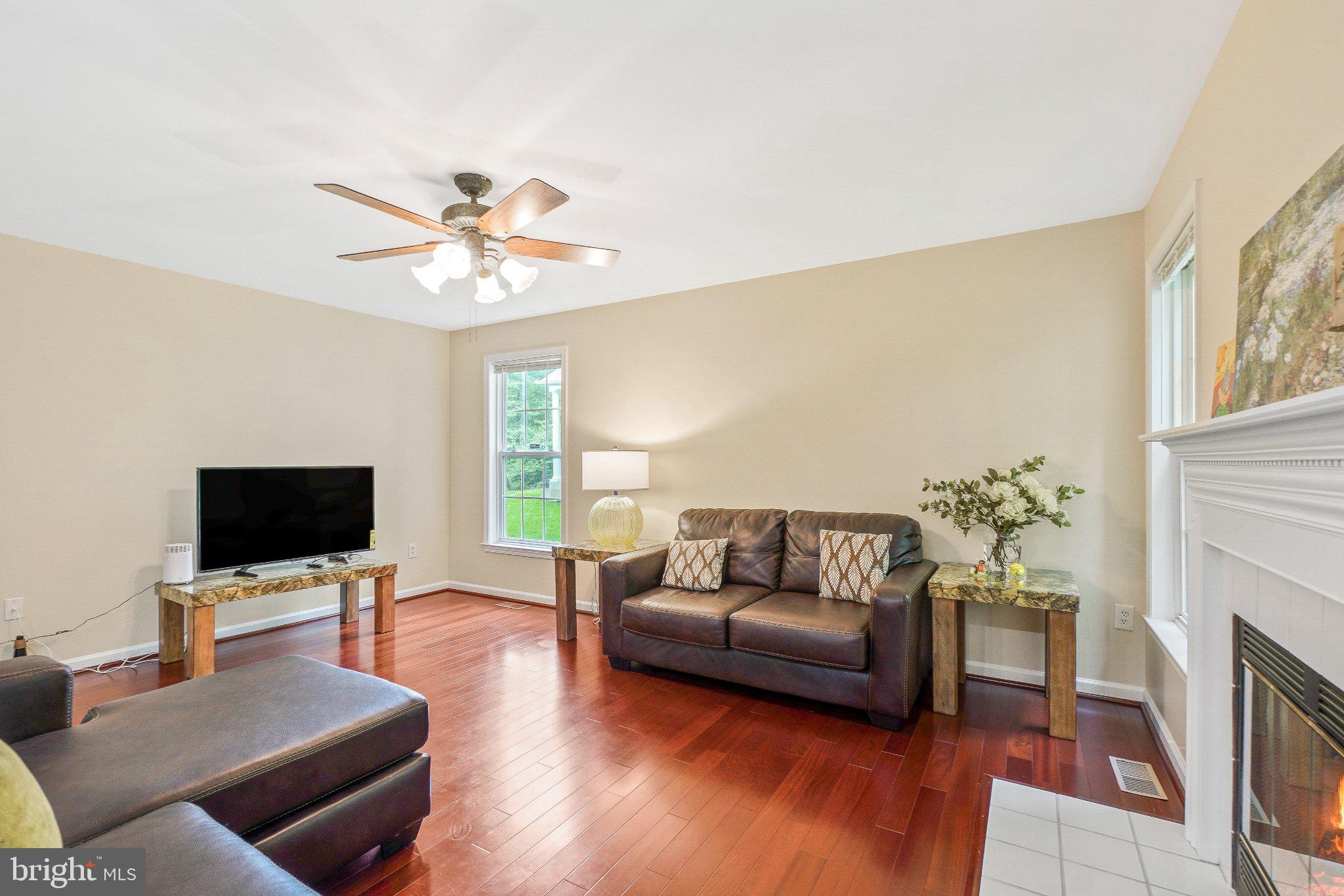 VILLAGE OF RIVER HILL - Residential