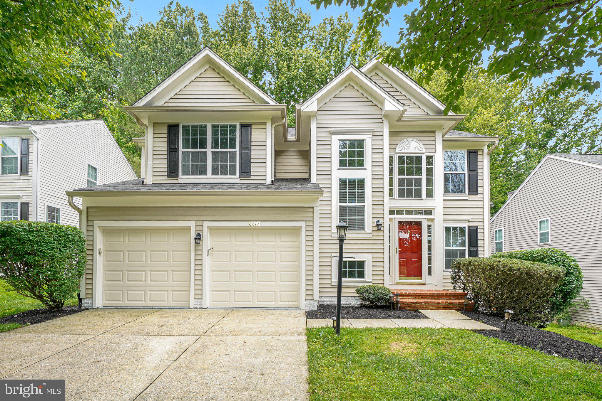 VILLAGE OF RIVER HILL - Residential