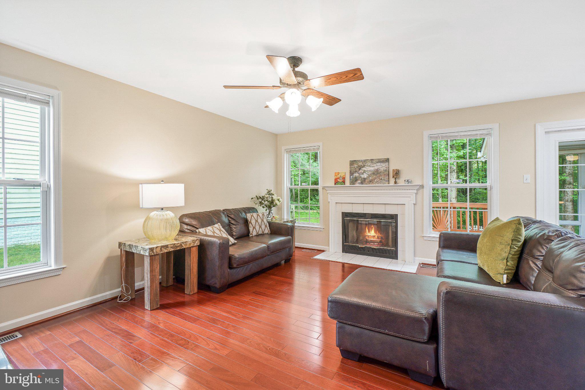 VILLAGE OF RIVER HILL - Residential