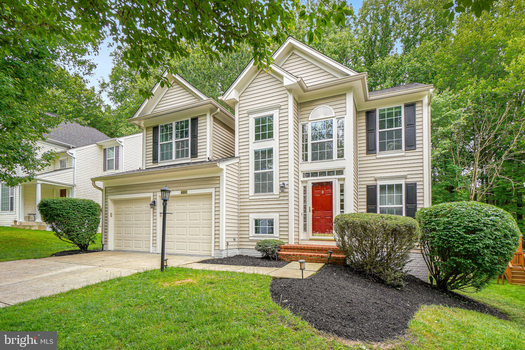 VILLAGE OF RIVER HILL - Residential