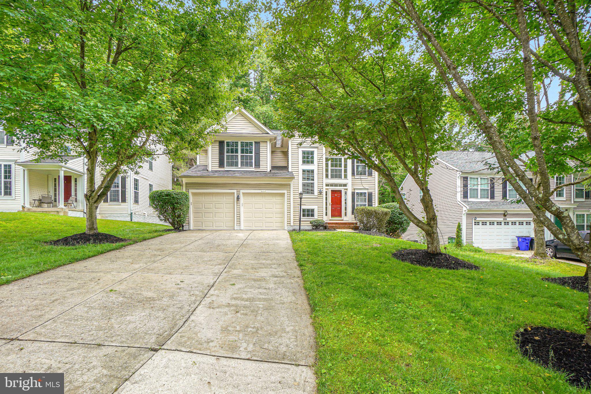 VILLAGE OF RIVER HILL - Residential