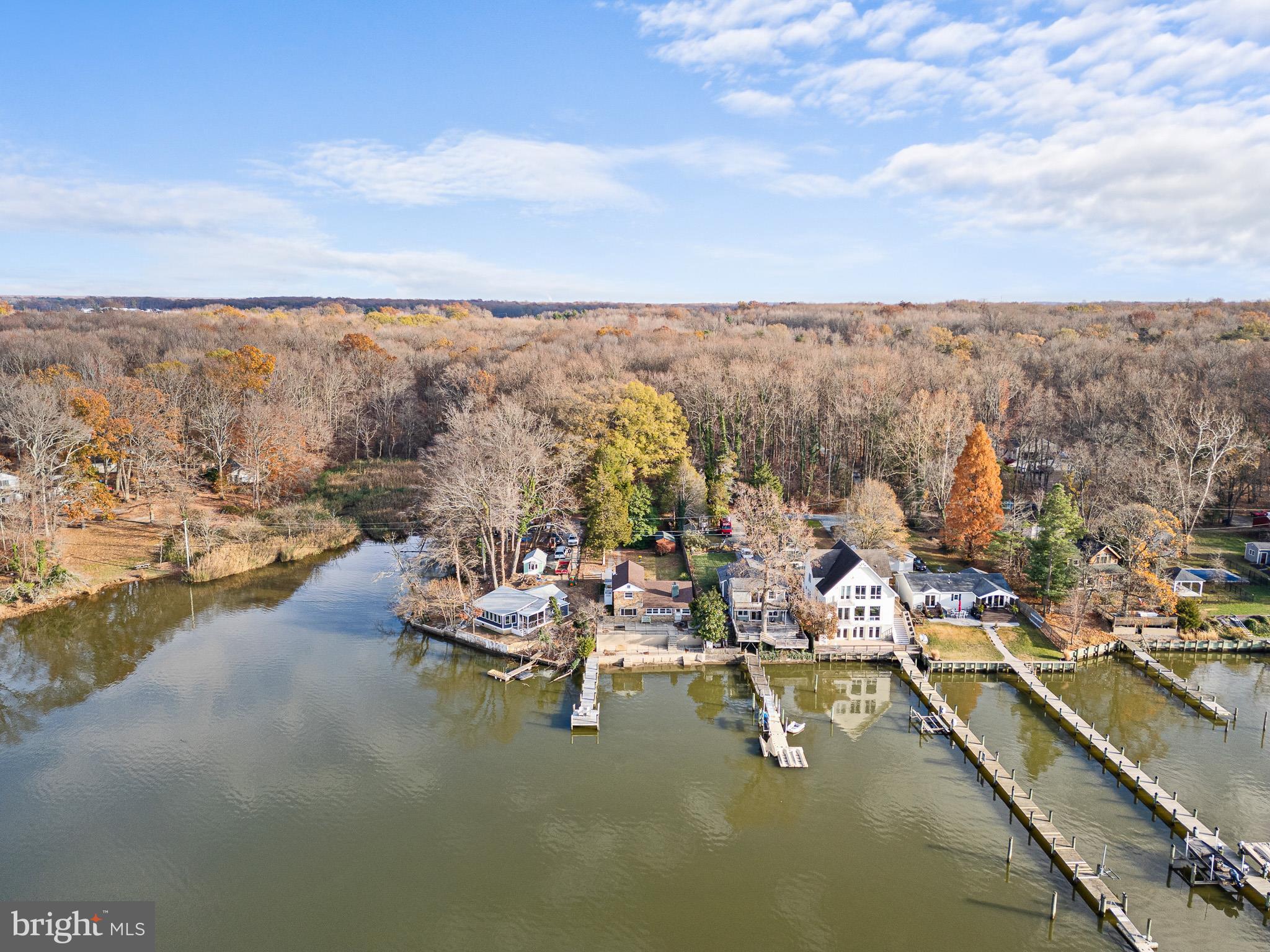 31 BORENS SHORE