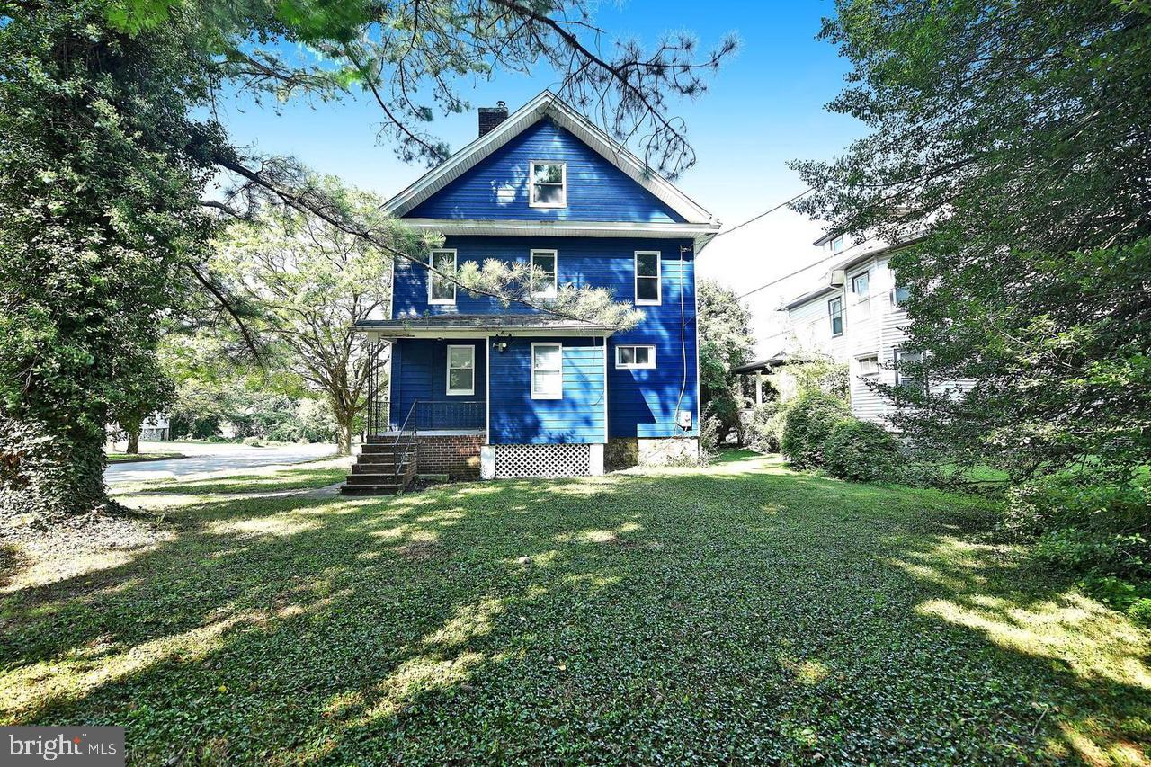 GARWYN OAKS - Residential