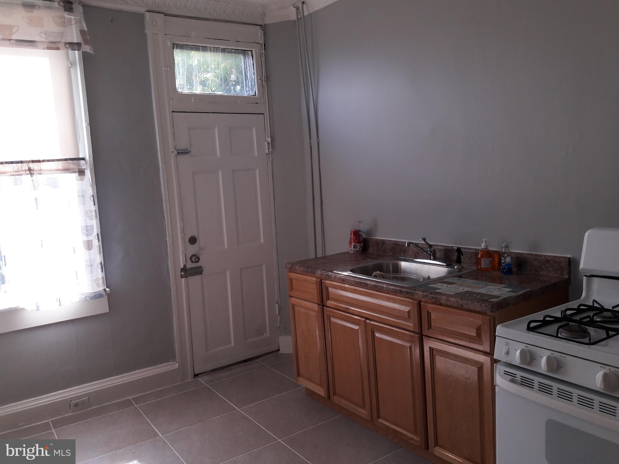 BON SECOURS - Residential Lease