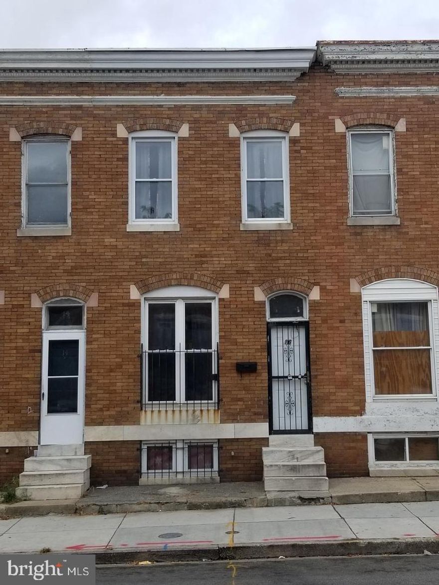Spacious 3 Bedroom  rowhouse.  Newly renovated - eat in  Kitchen - New Bathroom.  Lots of closet space,  Central heat.   Fenced in private  backyard.  Section 8  and other vouchers accepted.  Application fee is $30/adult over 18.  Applicants must supply 2 months of paystubs.  Use link to apply https://apply.link/2It6J2k.