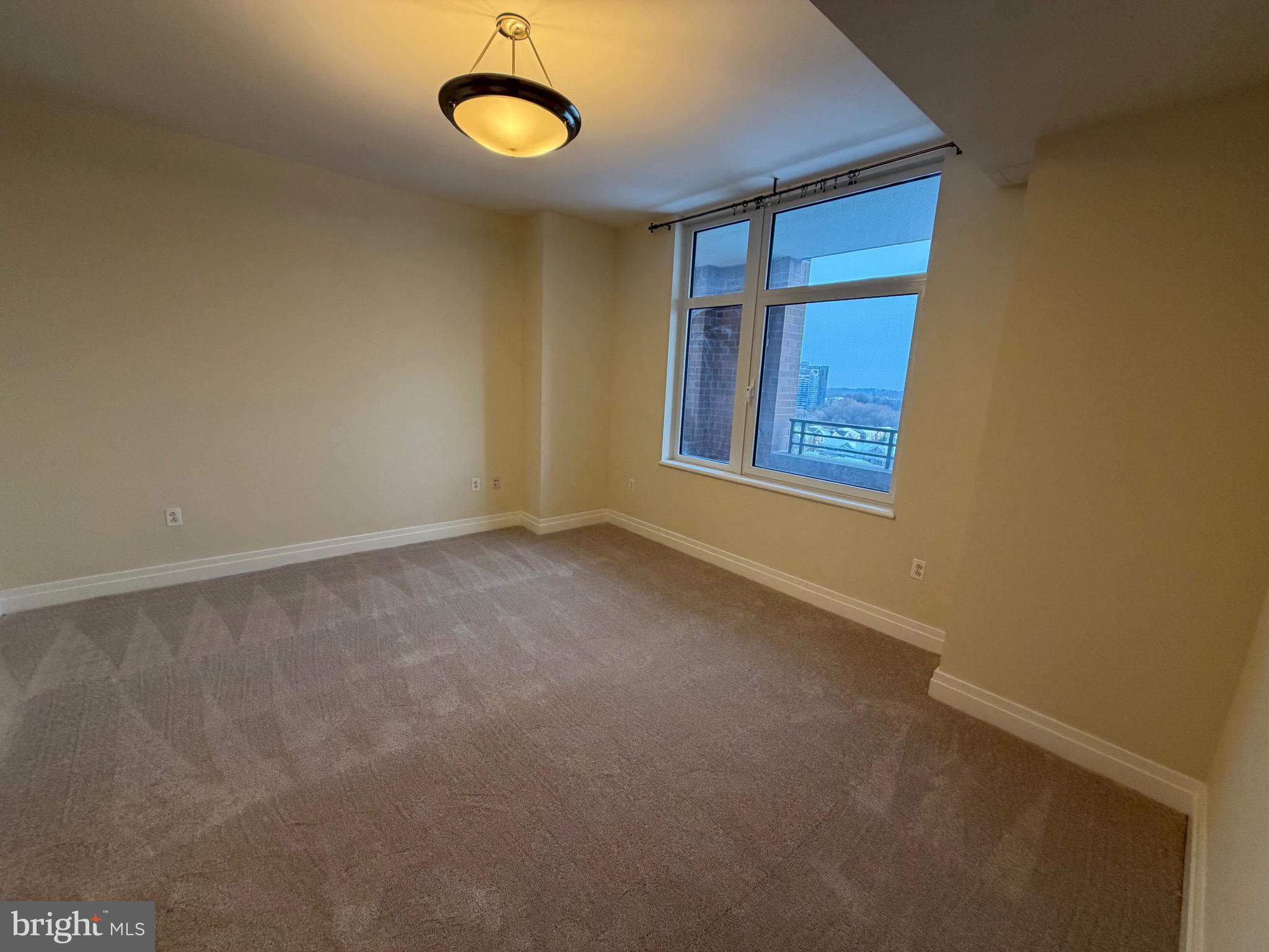 ONE PARK CREST CONDOMINIUM - Residential