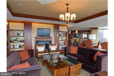 ONE PARK CREST CONDOMINIUM - Residential