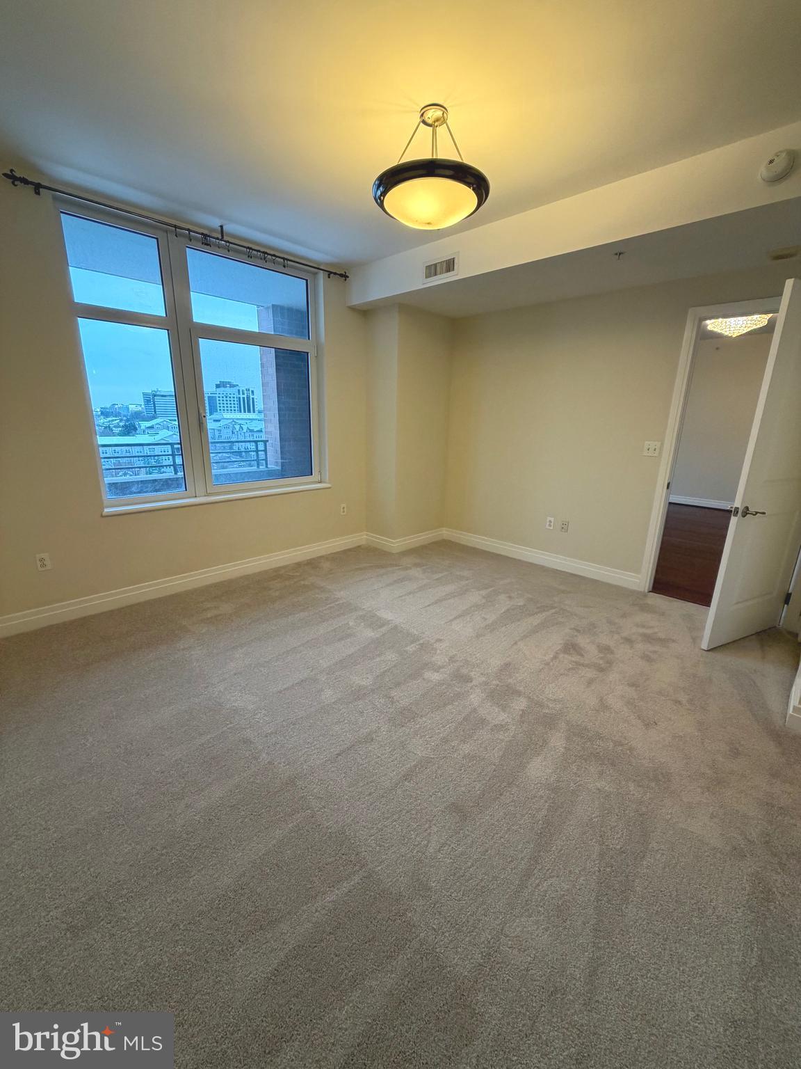 ONE PARK CREST CONDOMINIUM - Residential