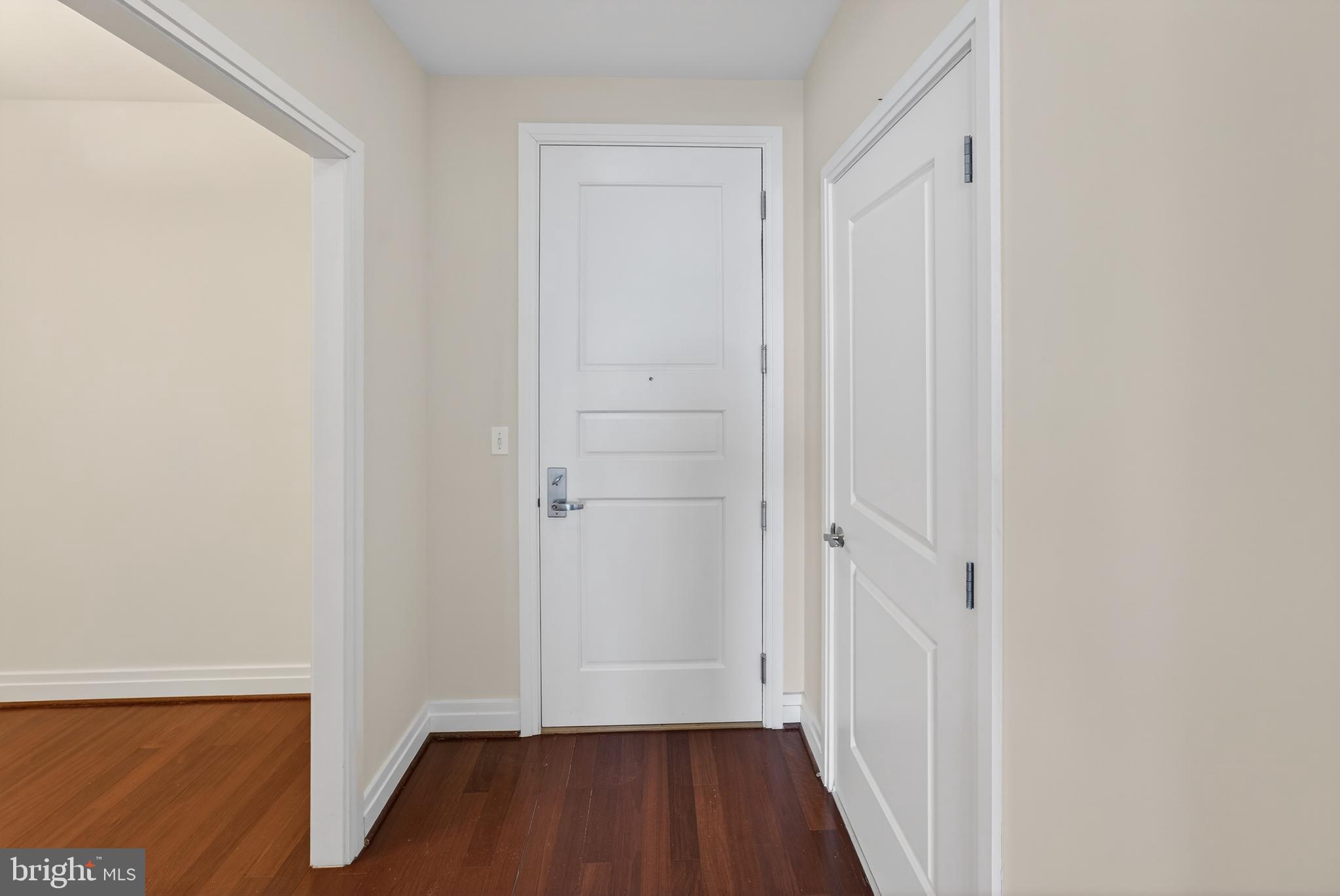 ONE PARK CREST CONDOMINIUM - Residential