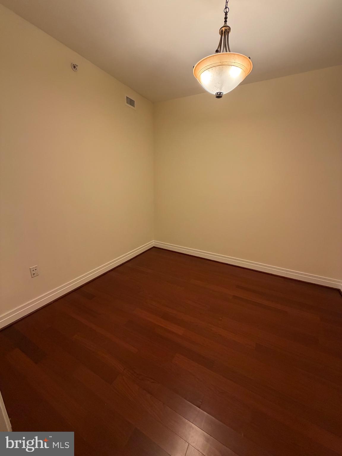 ONE PARK CREST CONDOMINIUM - Residential