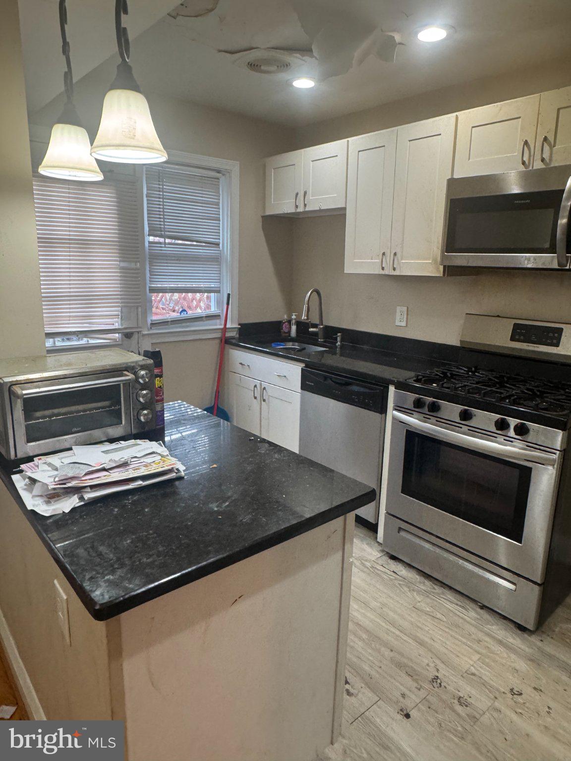 3616 BELLEVALE AVENUE