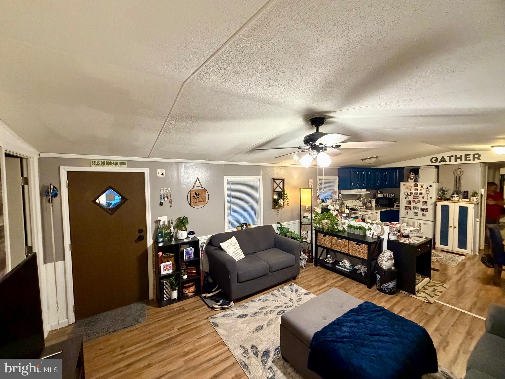 19 SUNFLOWER DRIVE