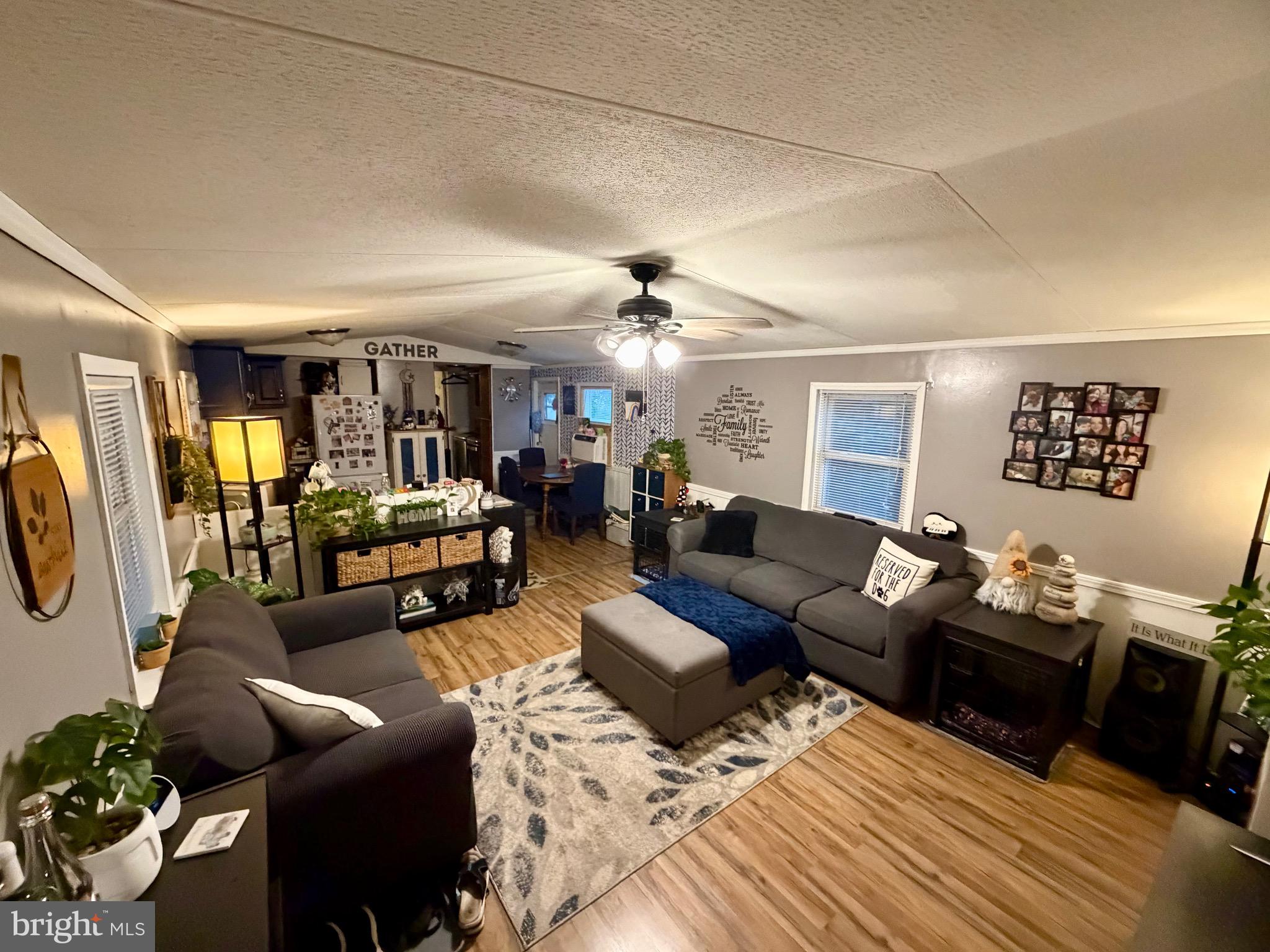 19 SUNFLOWER DRIVE