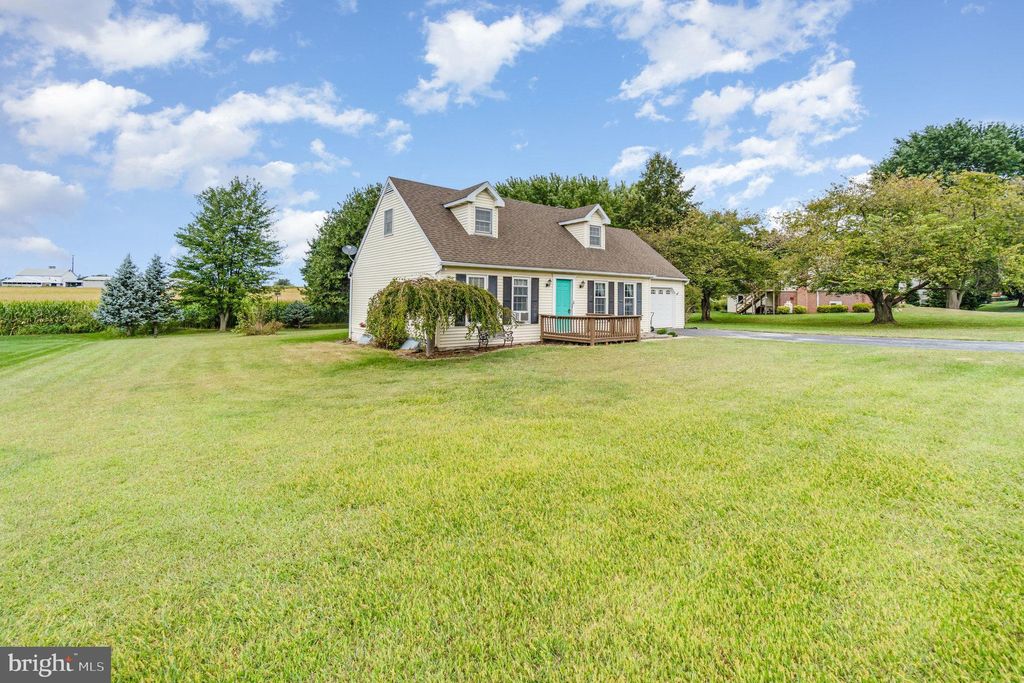 Photo of 1215 Shetland Circle, EAST EARL, PA 17519 (MLS # PALA2076368)