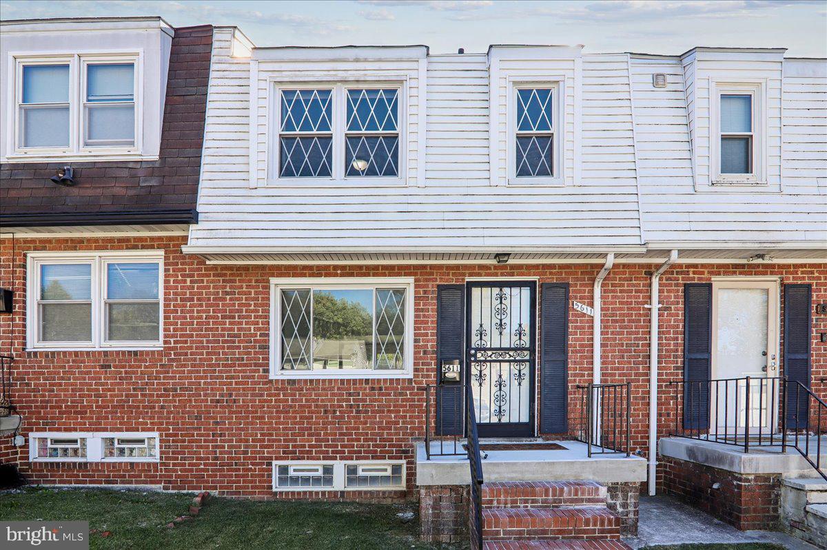 5611 WHITBY ROAD