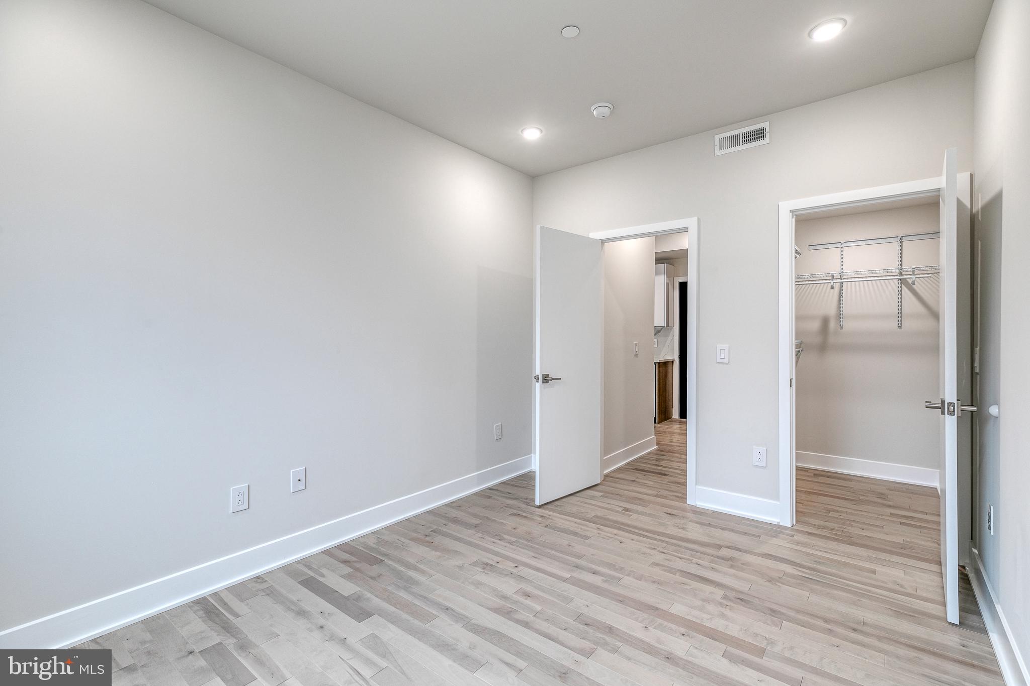 LUDLOW - Residential Lease