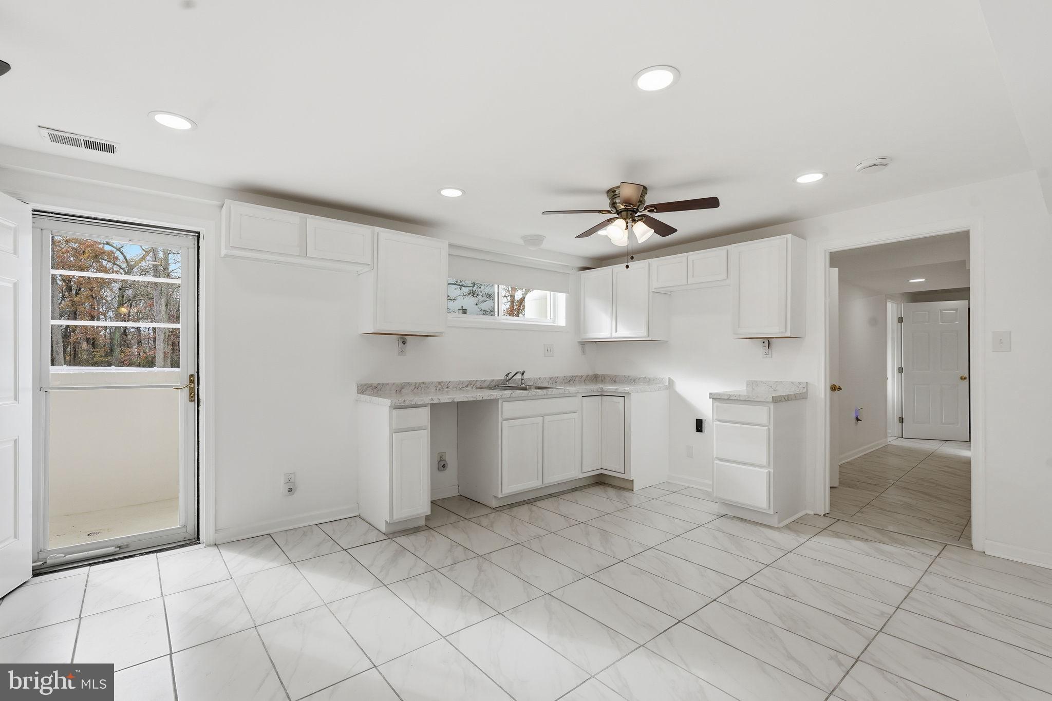 SPRINGHAVEN WOODS - Residential