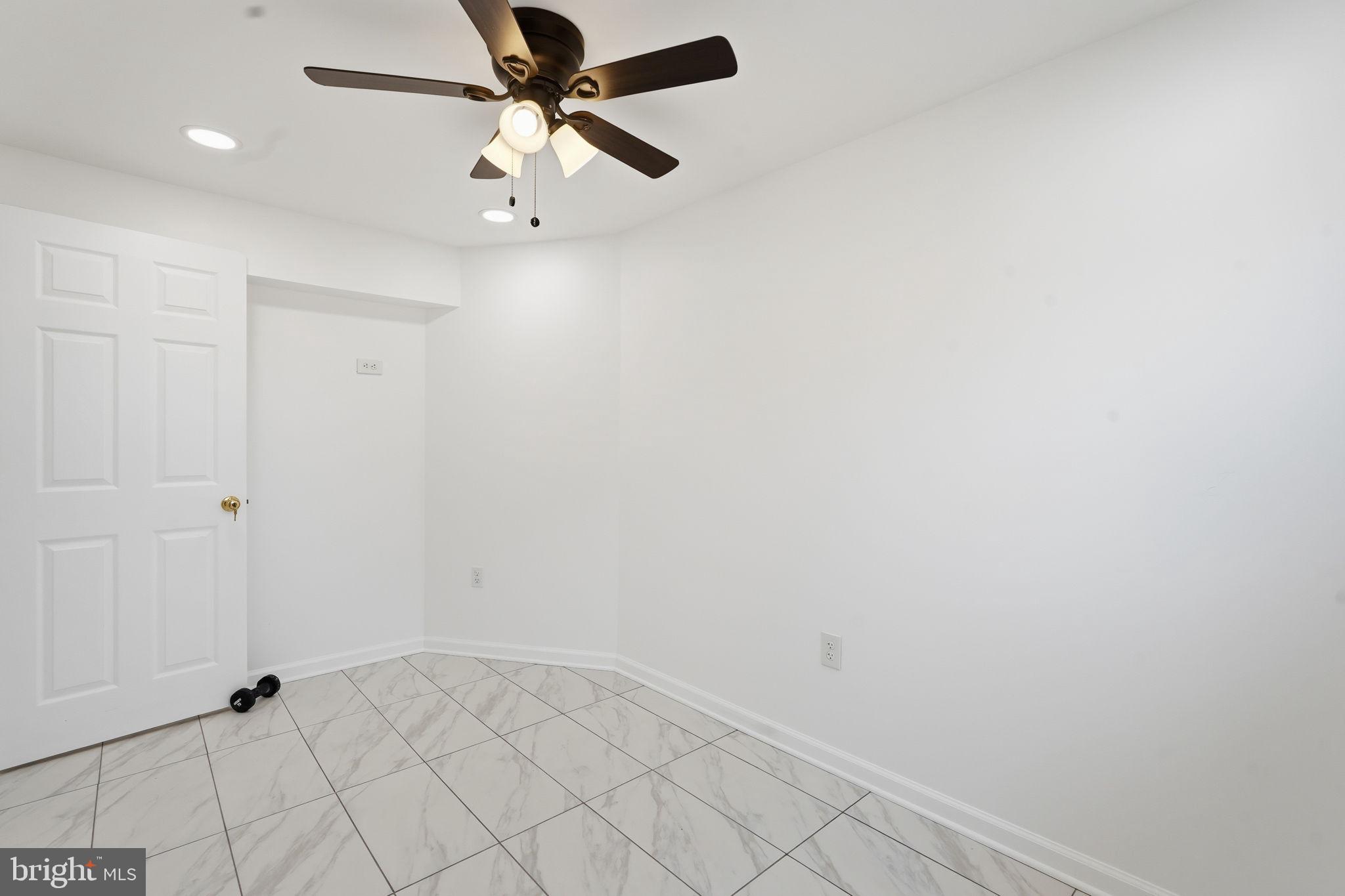 SPRINGHAVEN WOODS - Residential