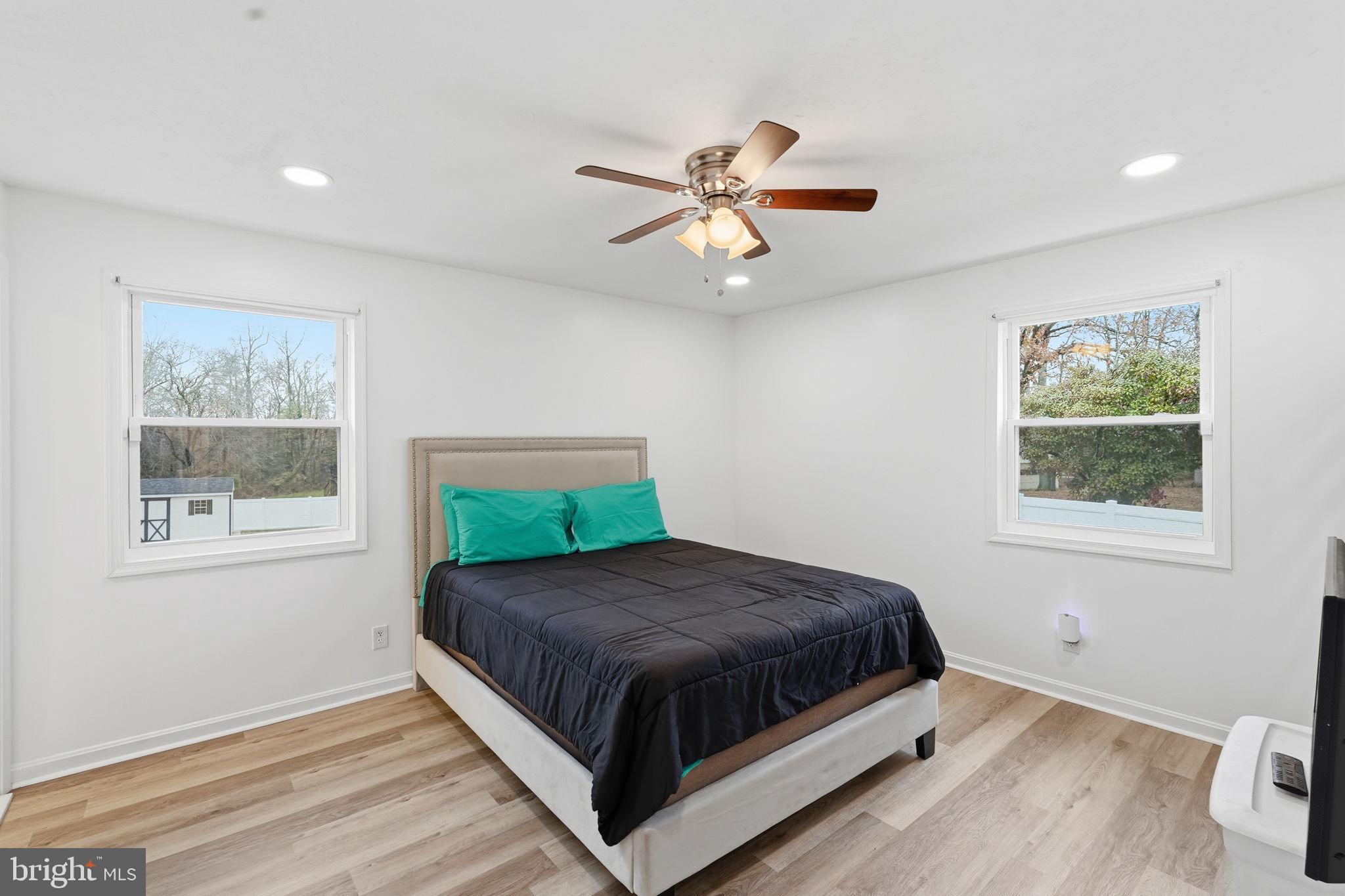 SPRINGHAVEN WOODS - Residential