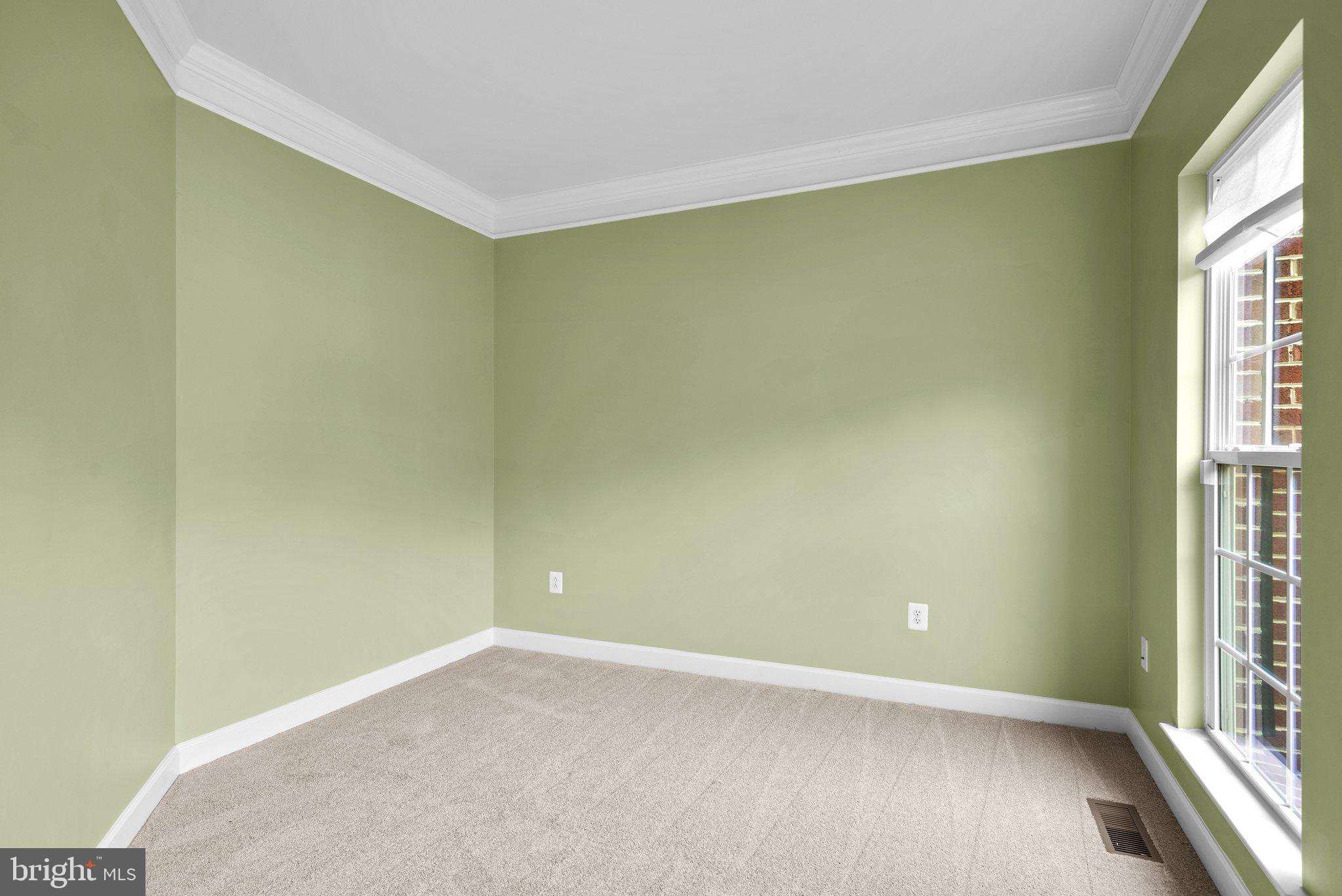 8304 CEDARVIEW COURT