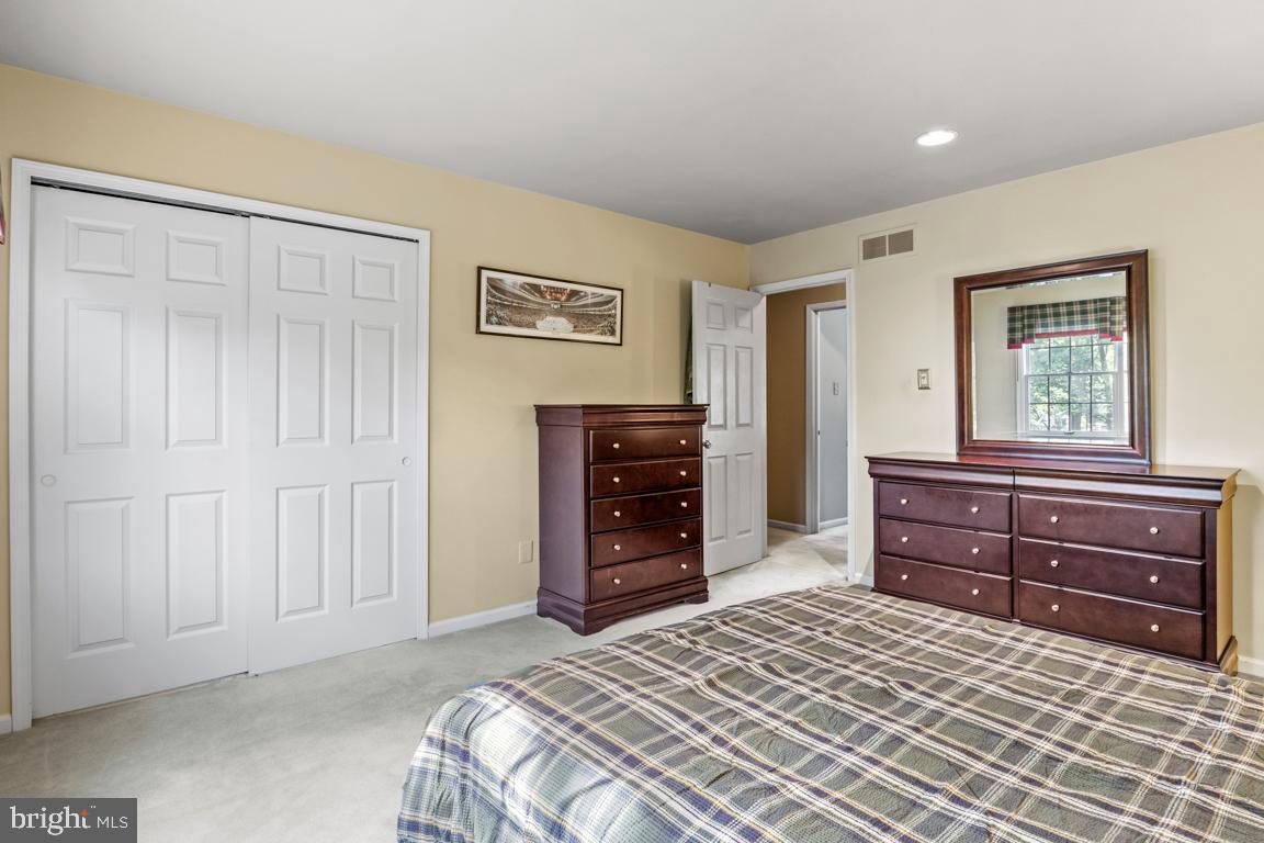 GWYNEDD KNOLL - Residential